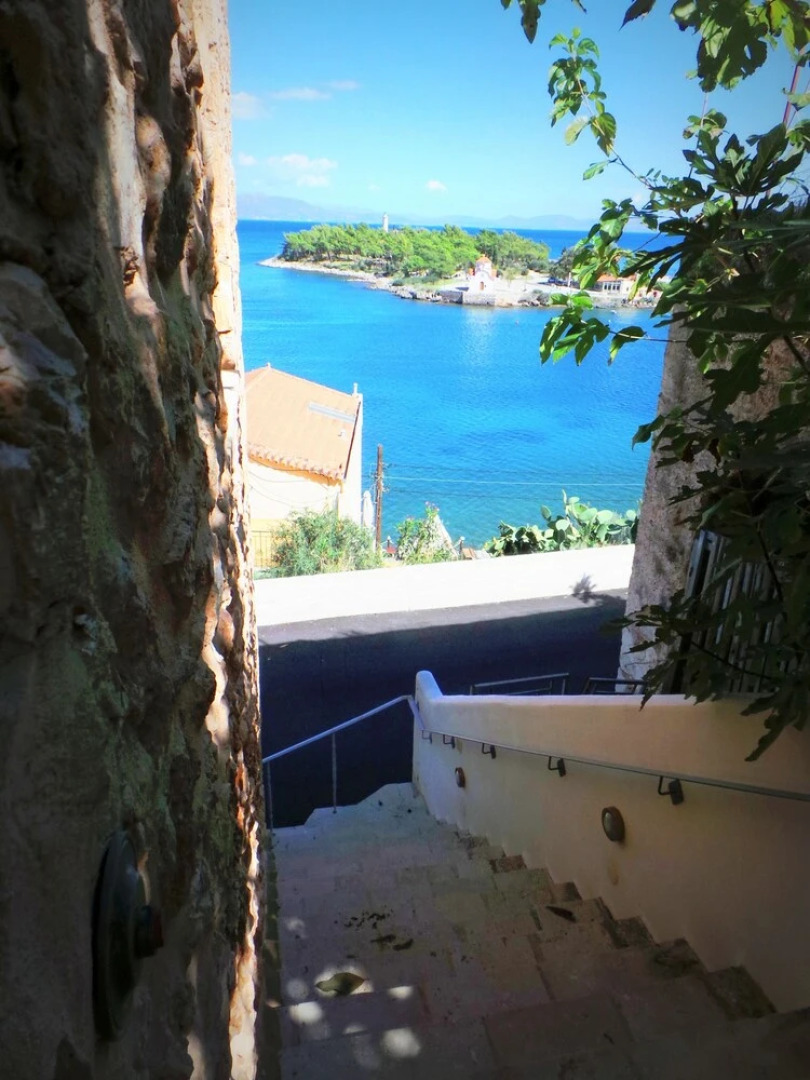 Gorgeous HiEnd 3bdr SEAview Flat