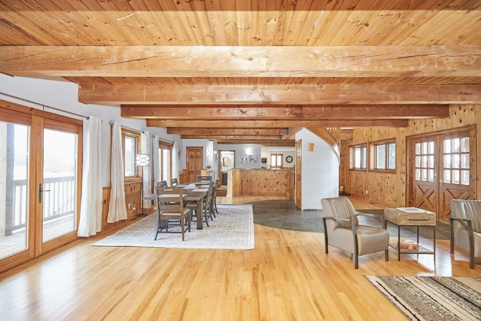 Grand Niagara Estate Lodge