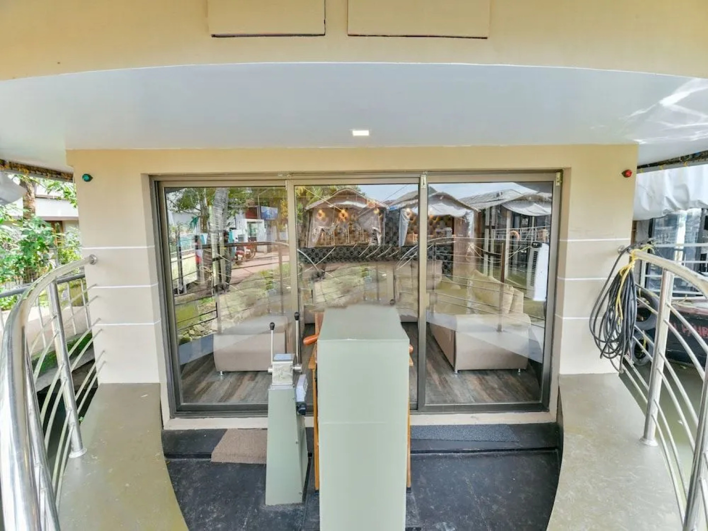 OYO 16838 Big B Houseboat 10 BHK