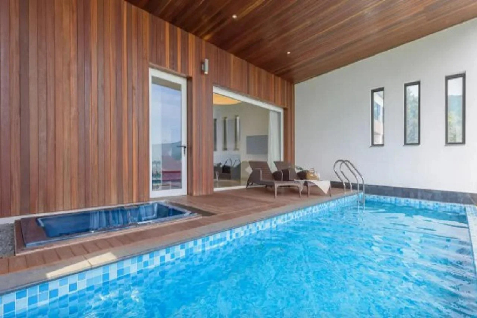 Friemily Pool Villa & Hotel