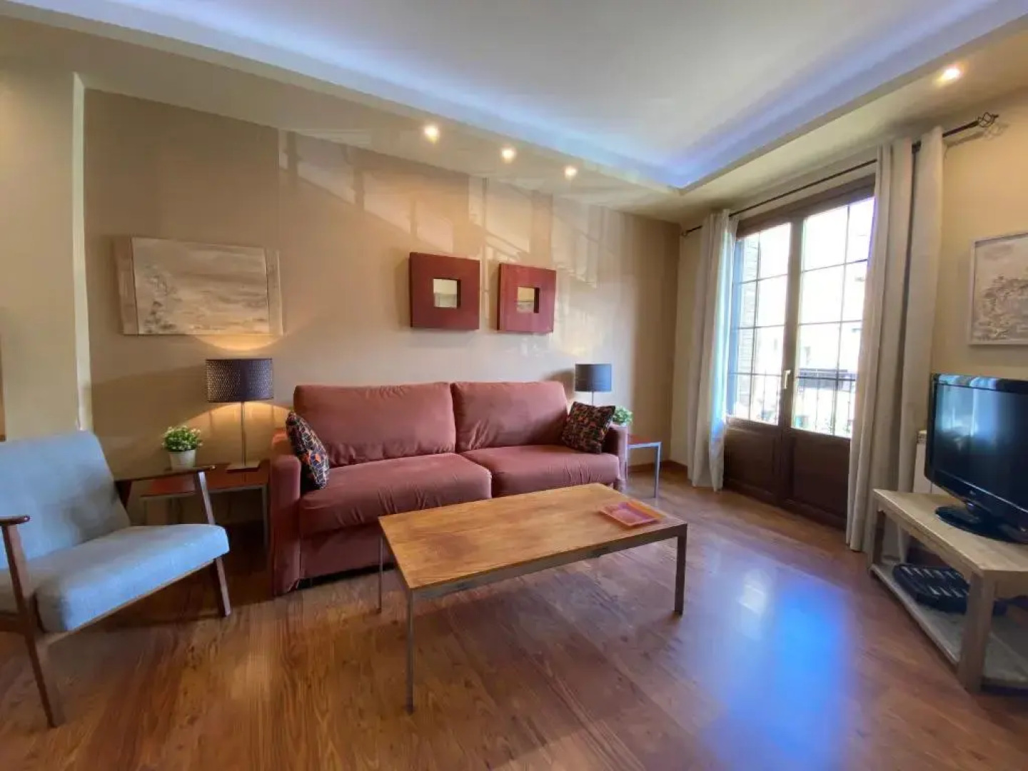 Apartamentos Turísticos Ezcaray