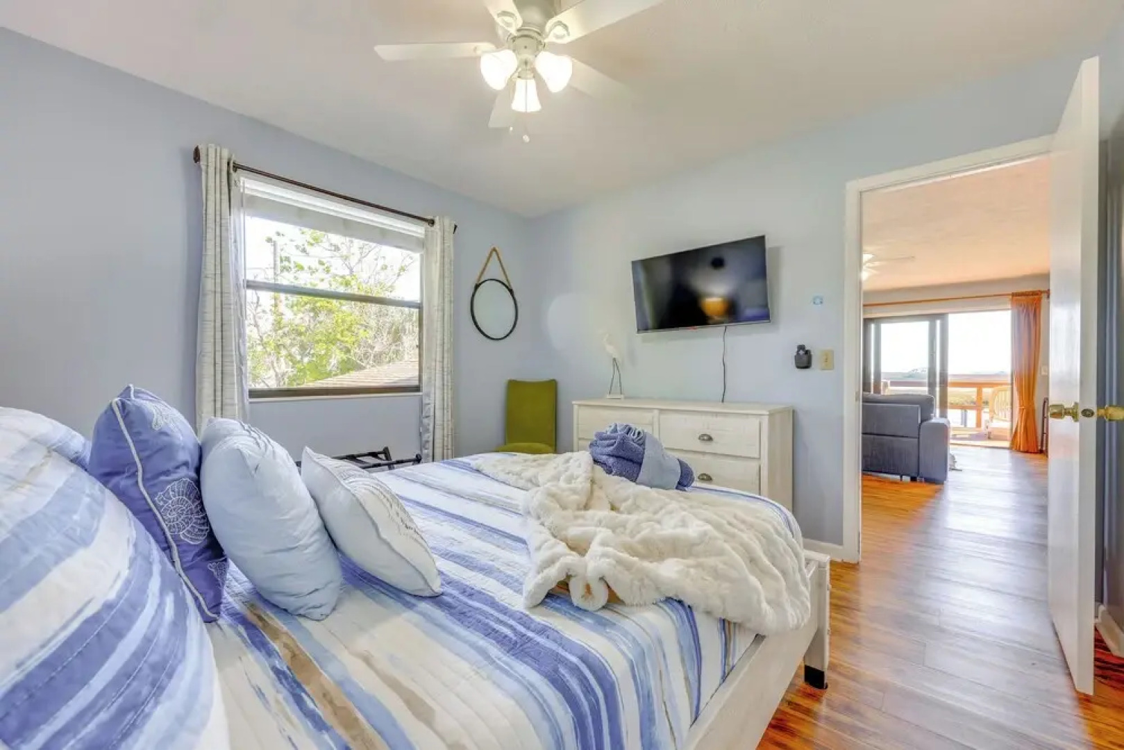 Fish & Bird Watch: Waterfront Jacksonville Gem