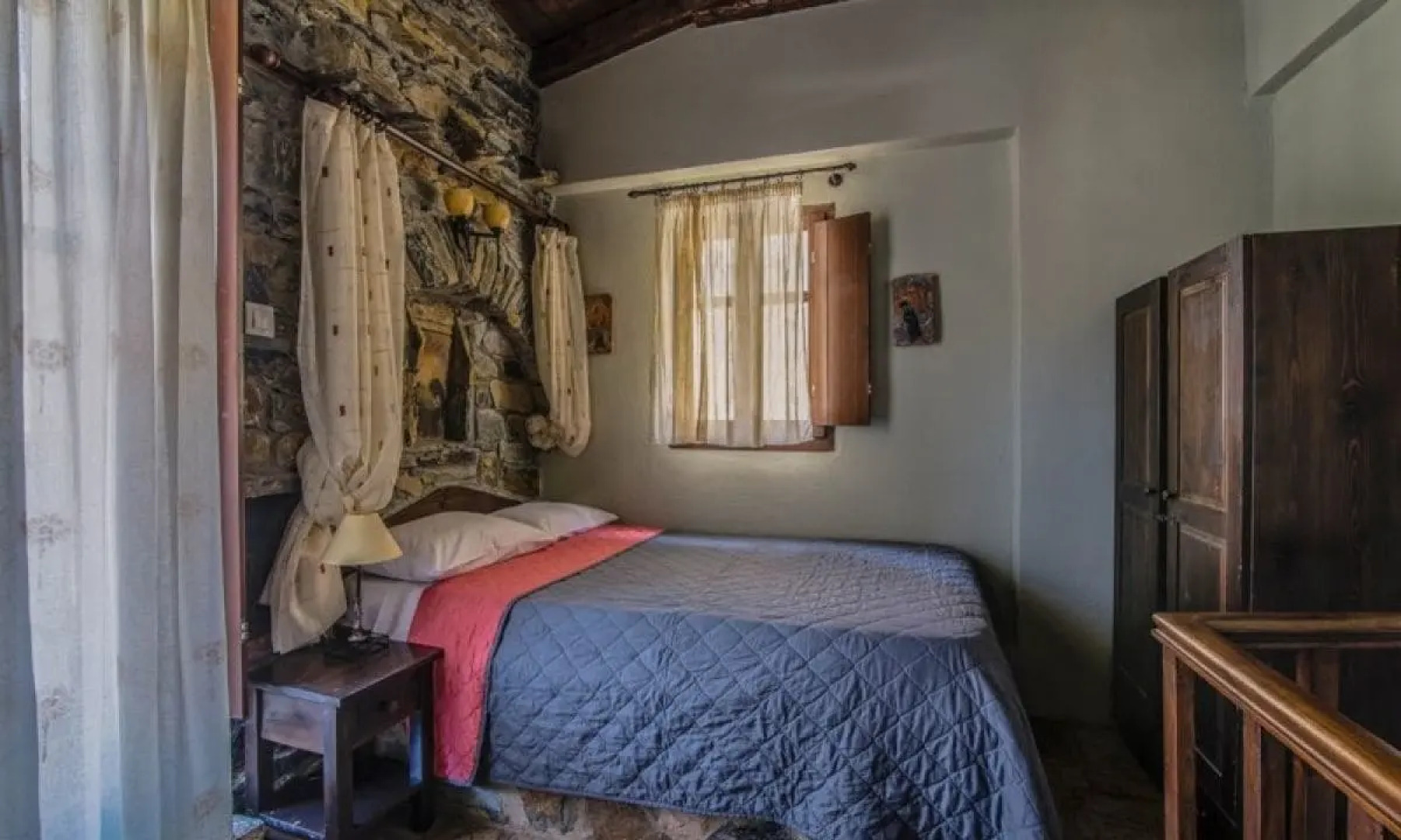 Psamathous Guest House