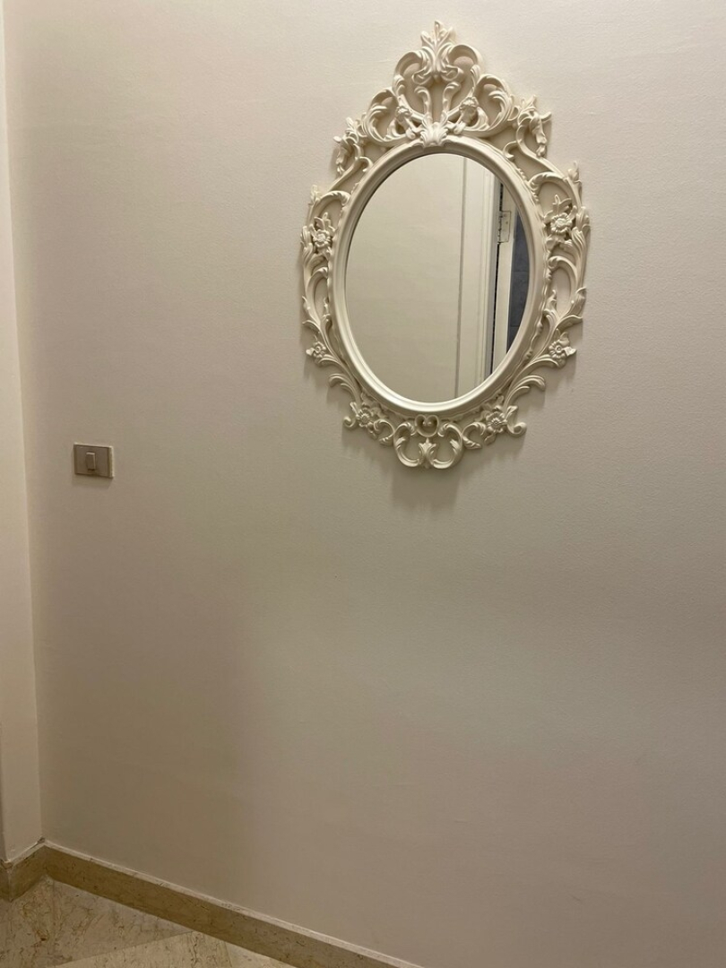 Beverly standalone villa with garden