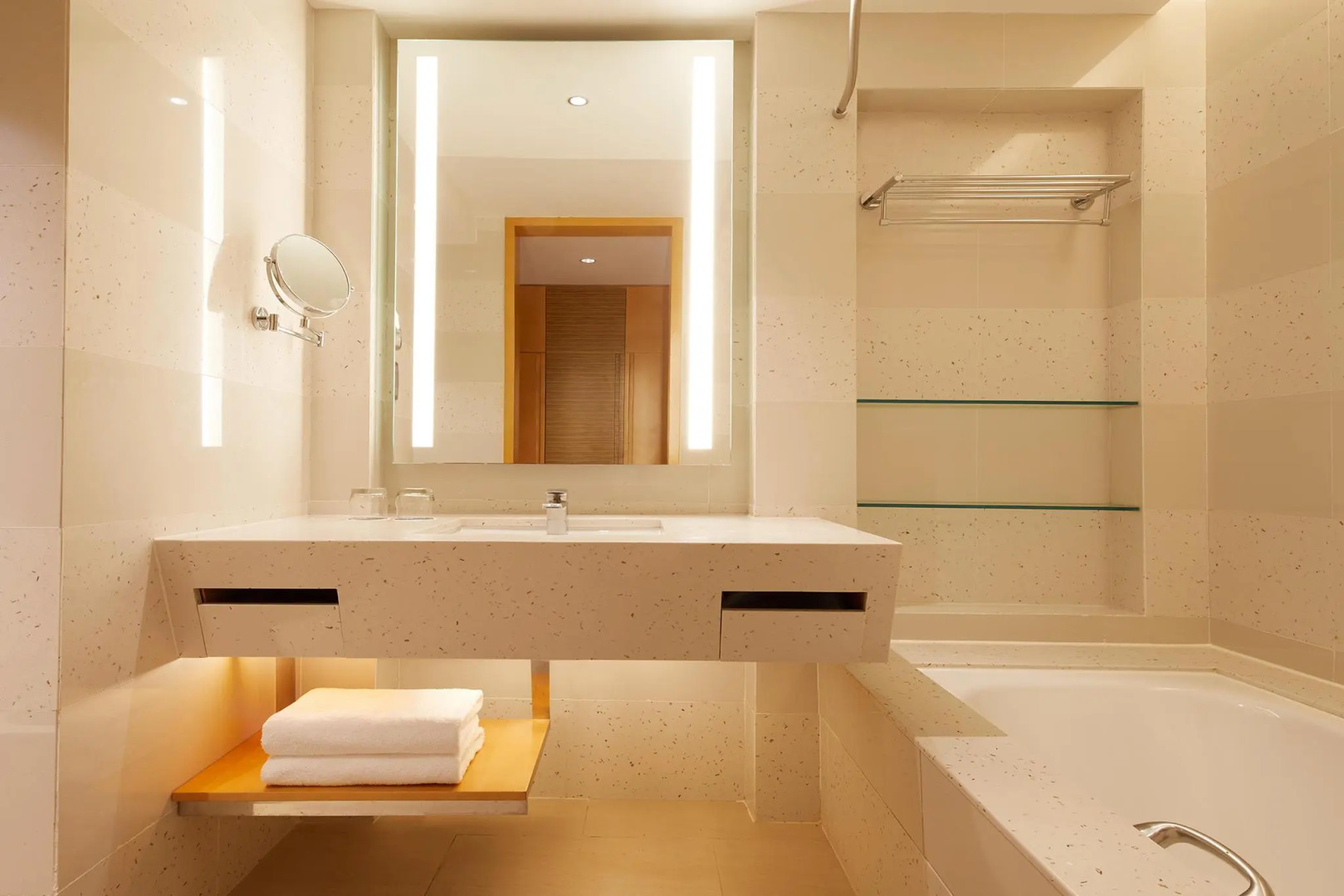 Four Points by Sheraton Shenzhou Peninsula