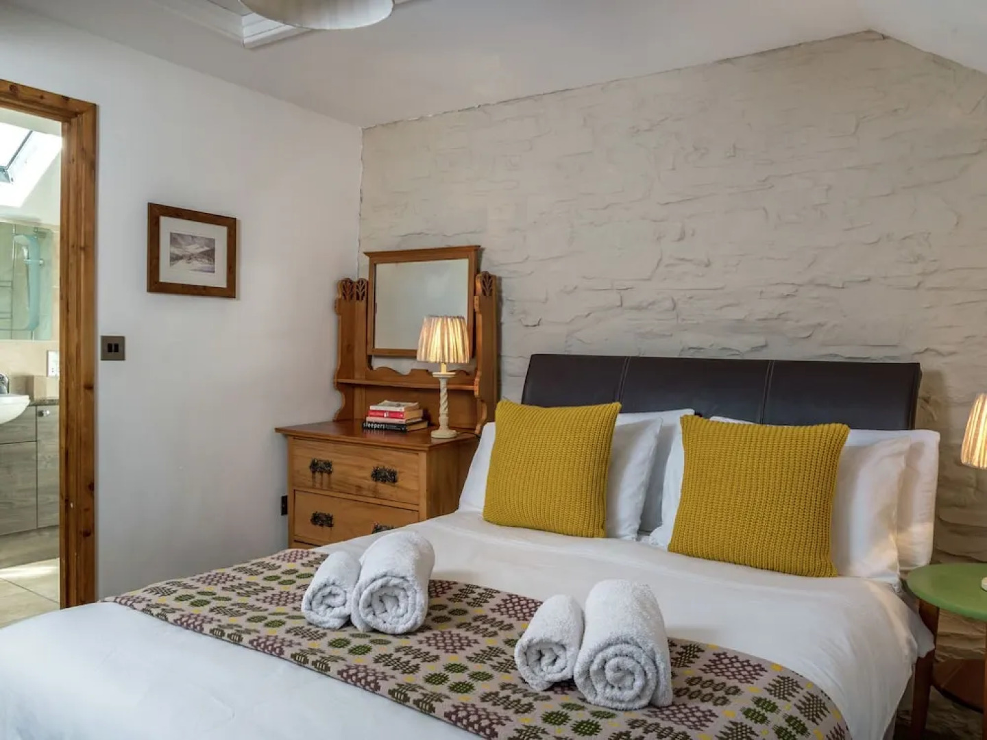 Luxurious 18th Century Farm in the Welsh Countryside