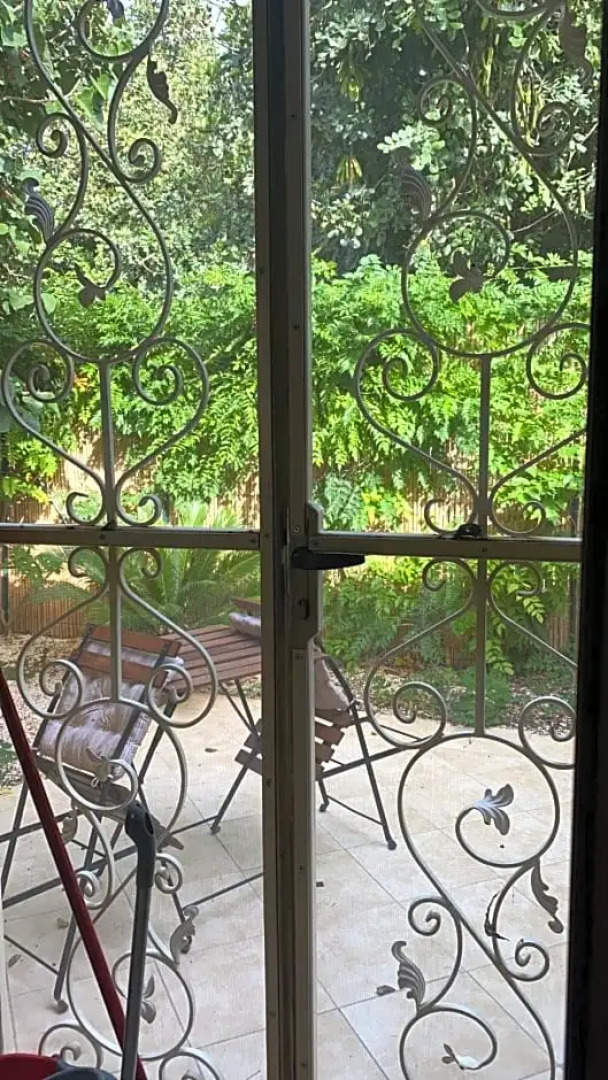 Abbraccio del Carrubo