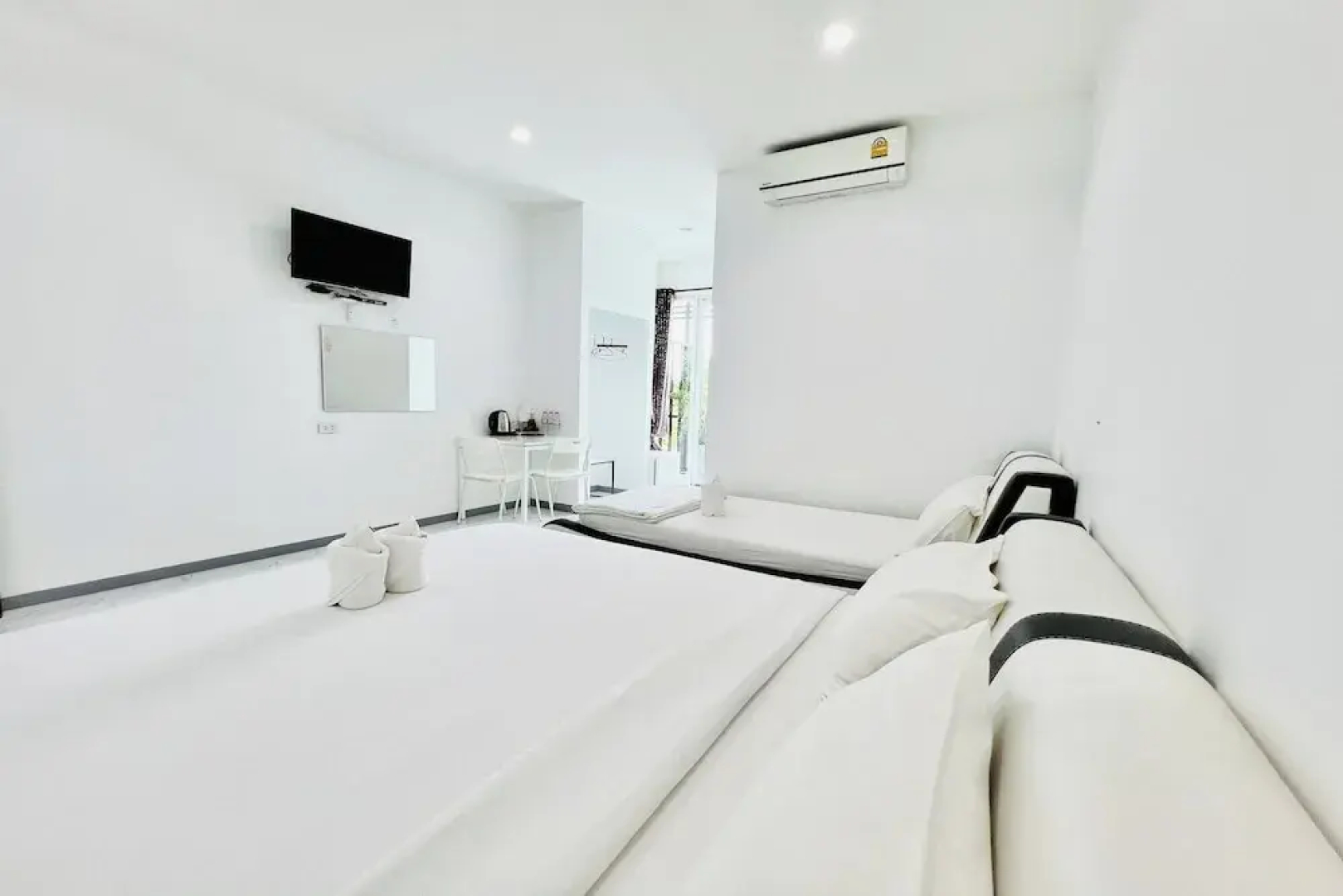 Parichat Bandung Hotel