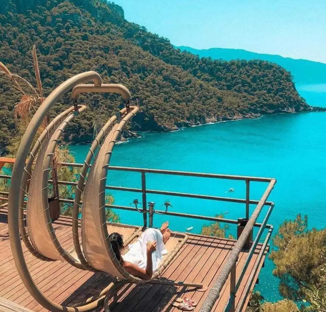 Shambala Lodge - Adults Only