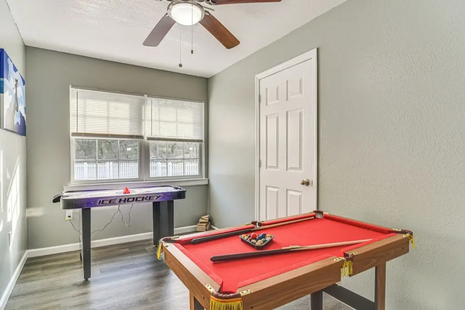 6 Mi to Busch Gardens: Family & Pet Friendly Home