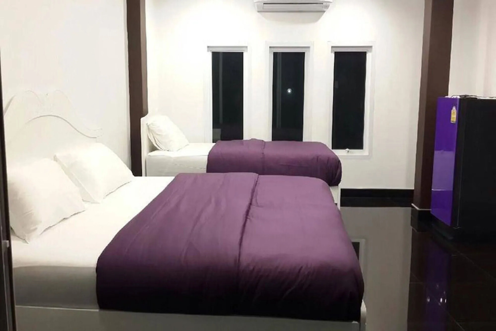 Yellow House Koh Sichang