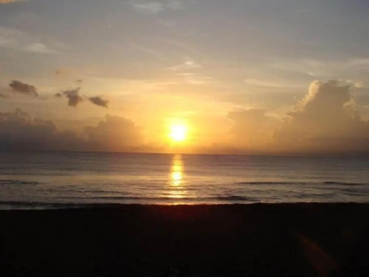 Cabinas Balcon de Mar Tortuguero