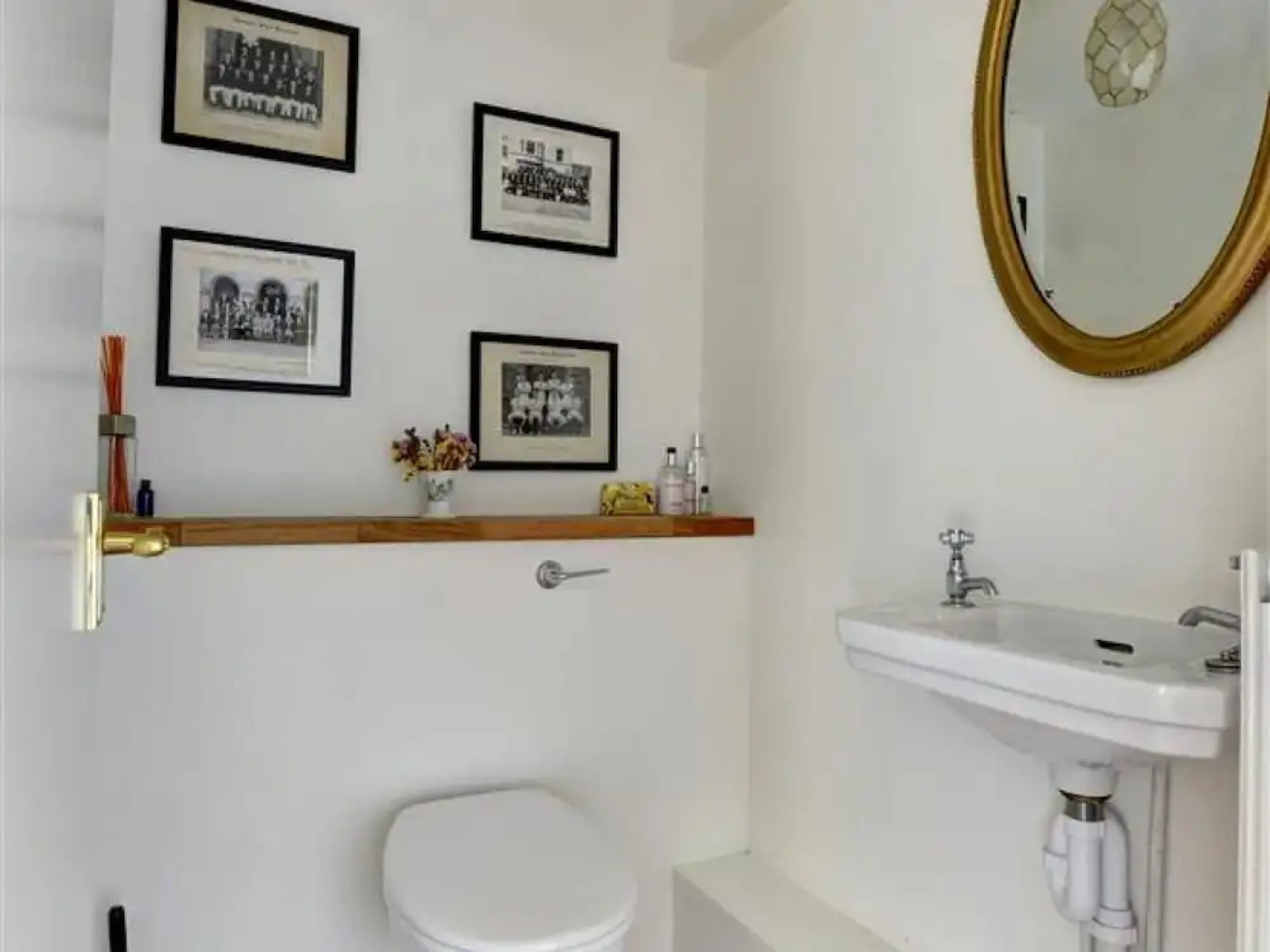 Stunning Holiday Home in Robertsbridge with Private Garden