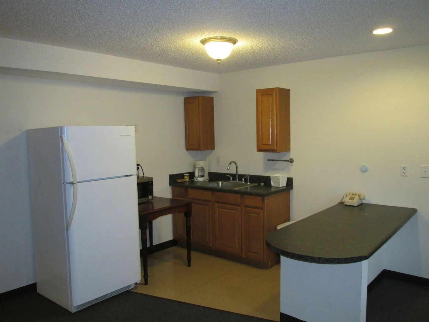 High Falls Inn and Suites