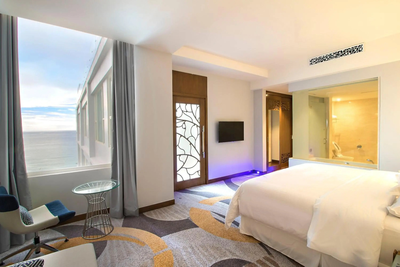 Four Points by Sheraton Manado