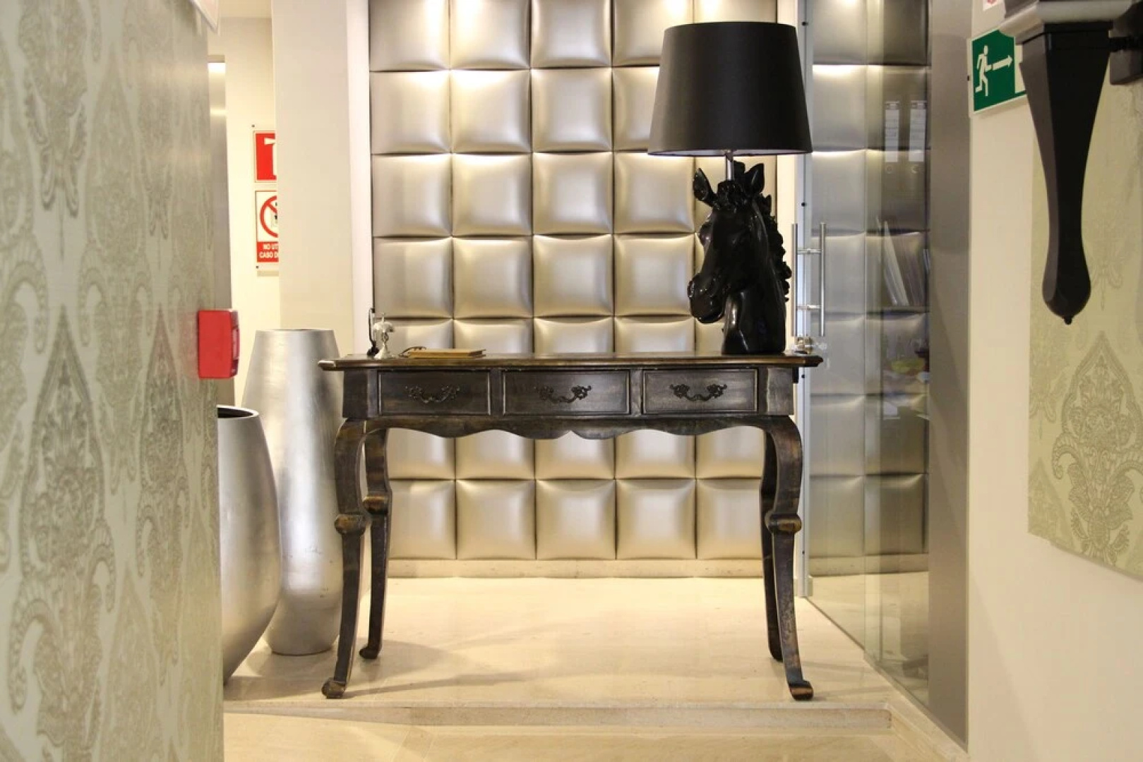 Apartamentos Alvear Suites