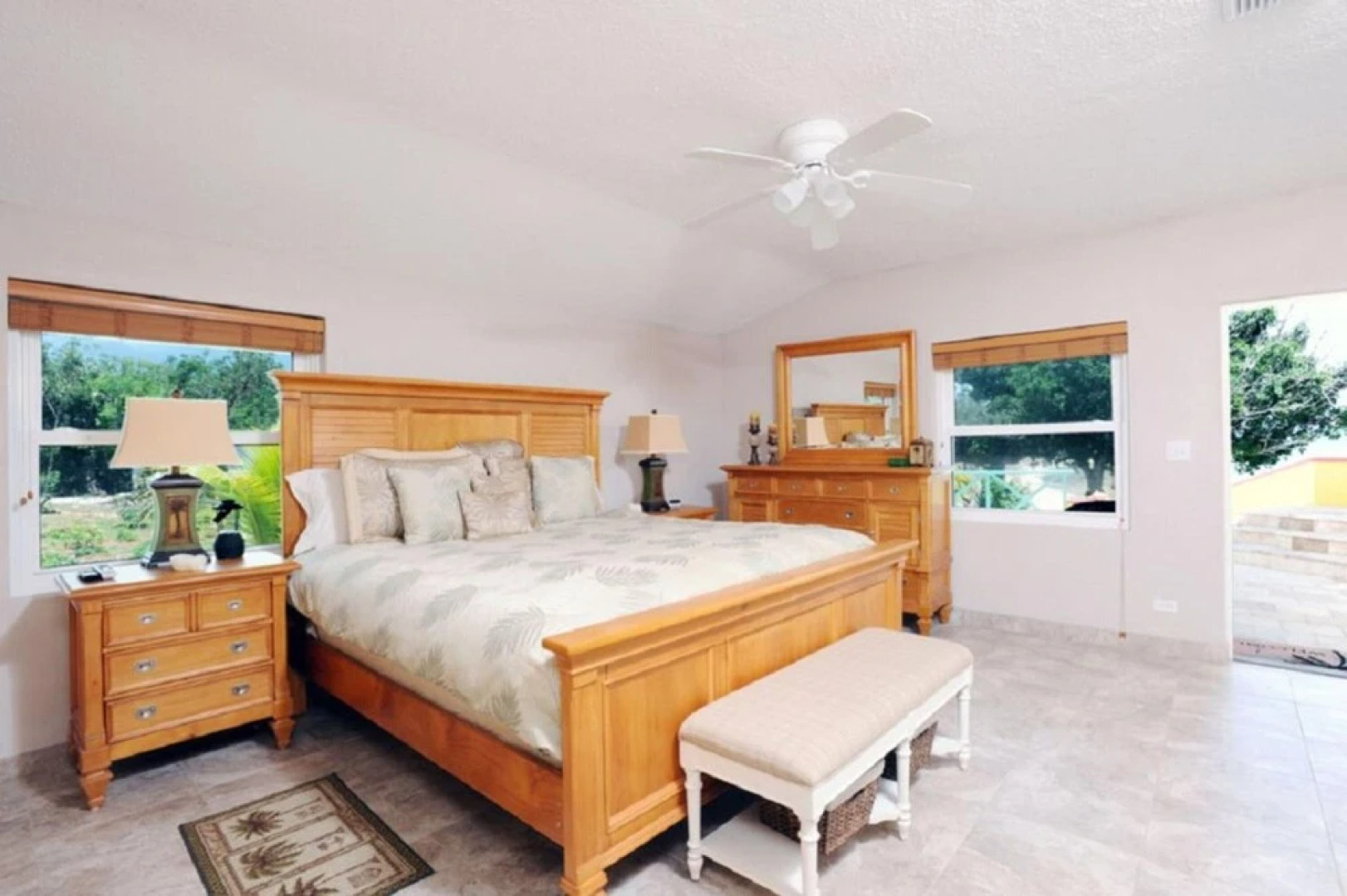 Pau Pau Beach Estate by Eleuthera Vacation Rentals