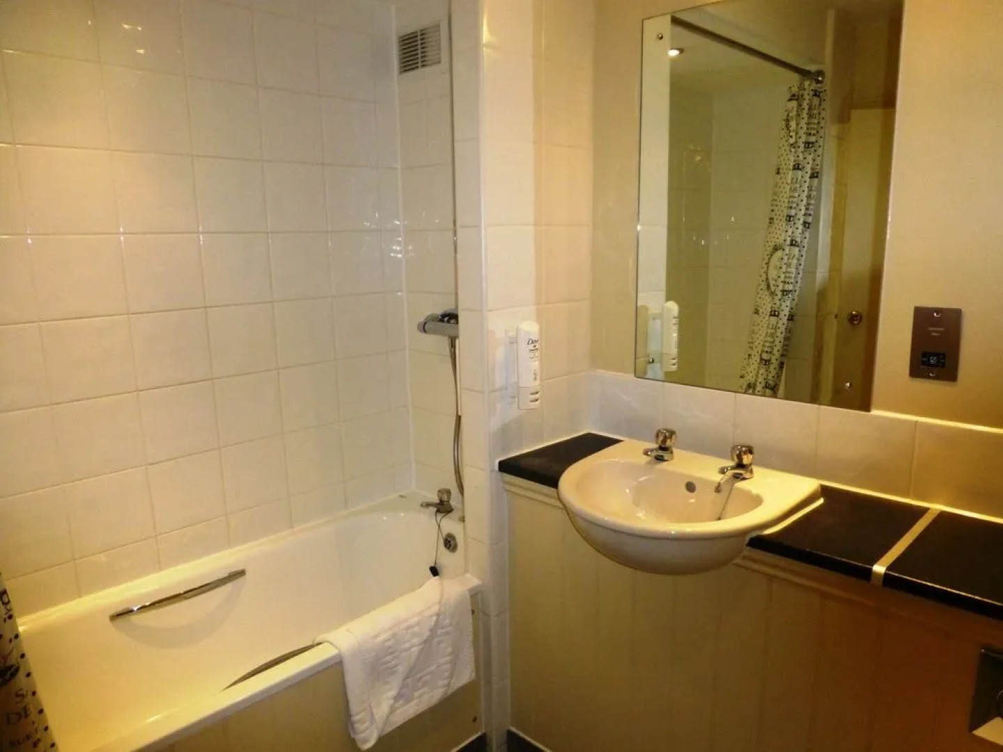 The Bridge House Hotel