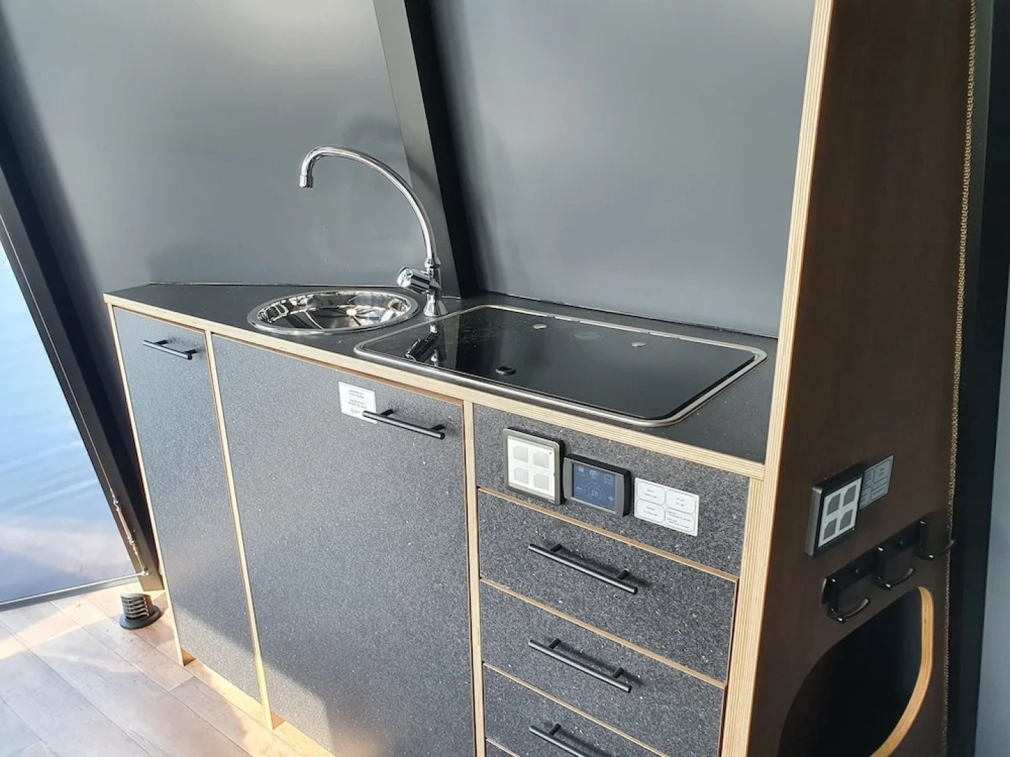 Overwater Hut Kuusamo