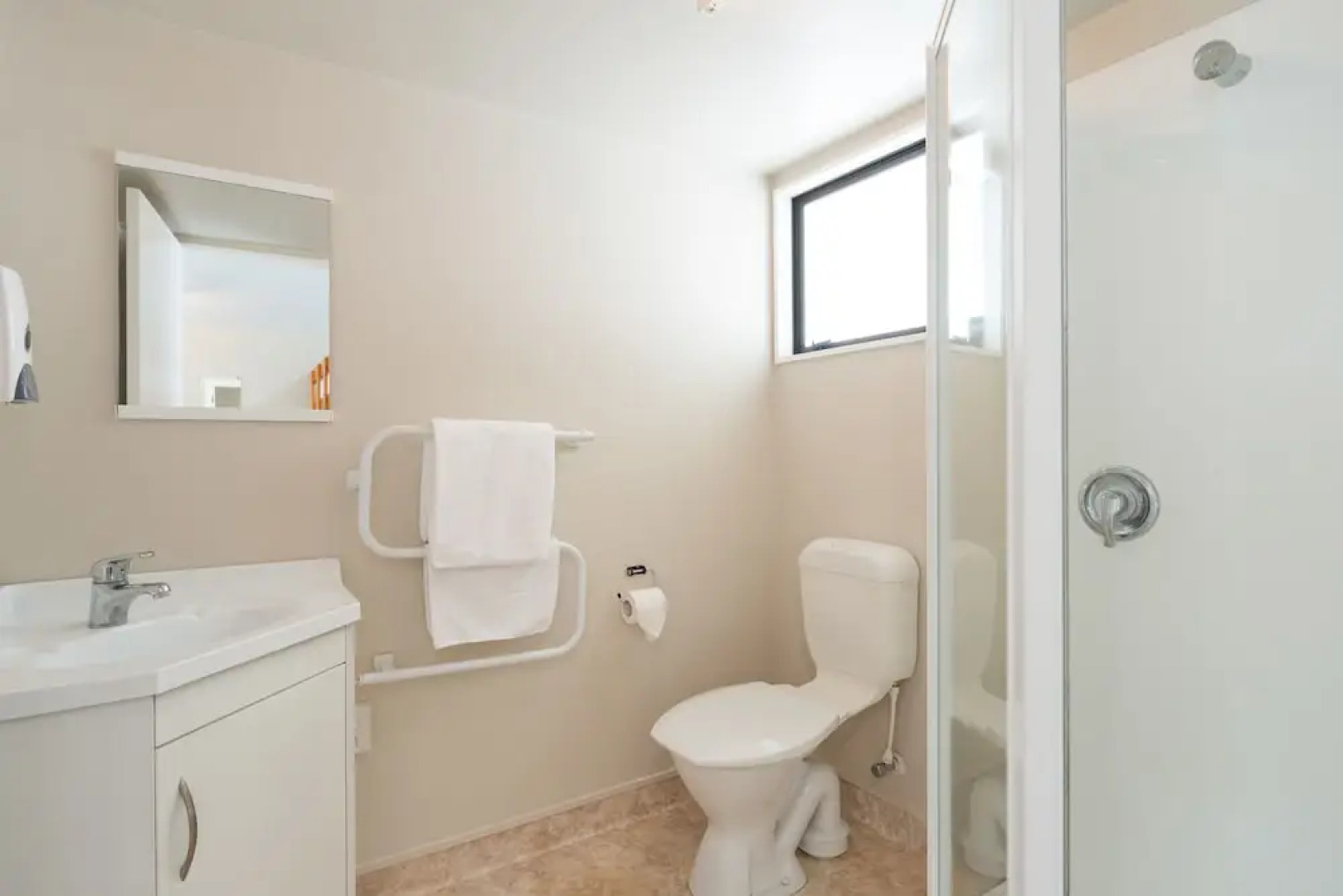 Kaiteriteri Reserve Cabins