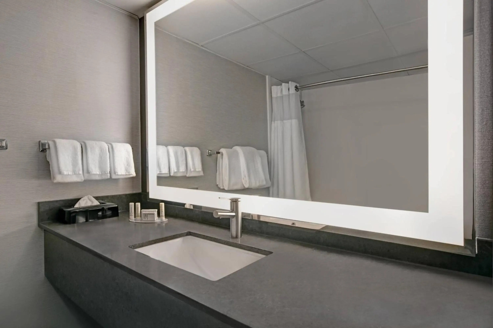 Courtyard Chicago Elmhurst/Oakbrook Area