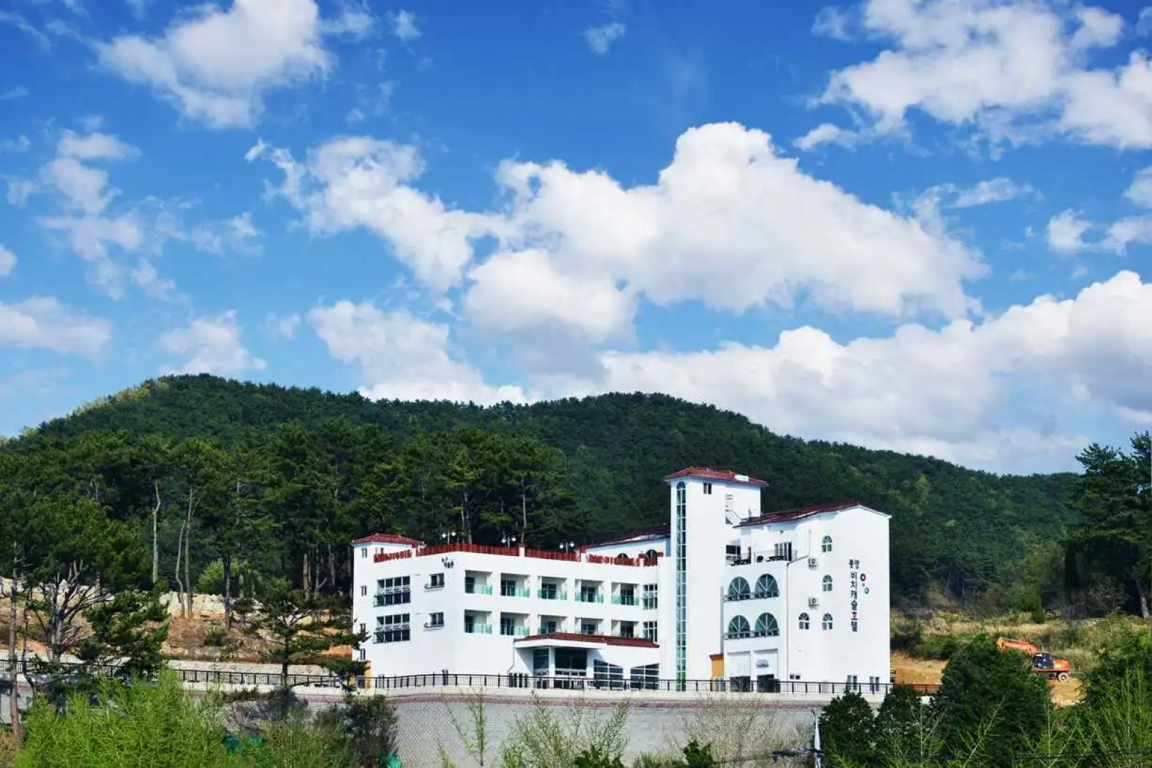 Tongyeong Beachcastle Resort