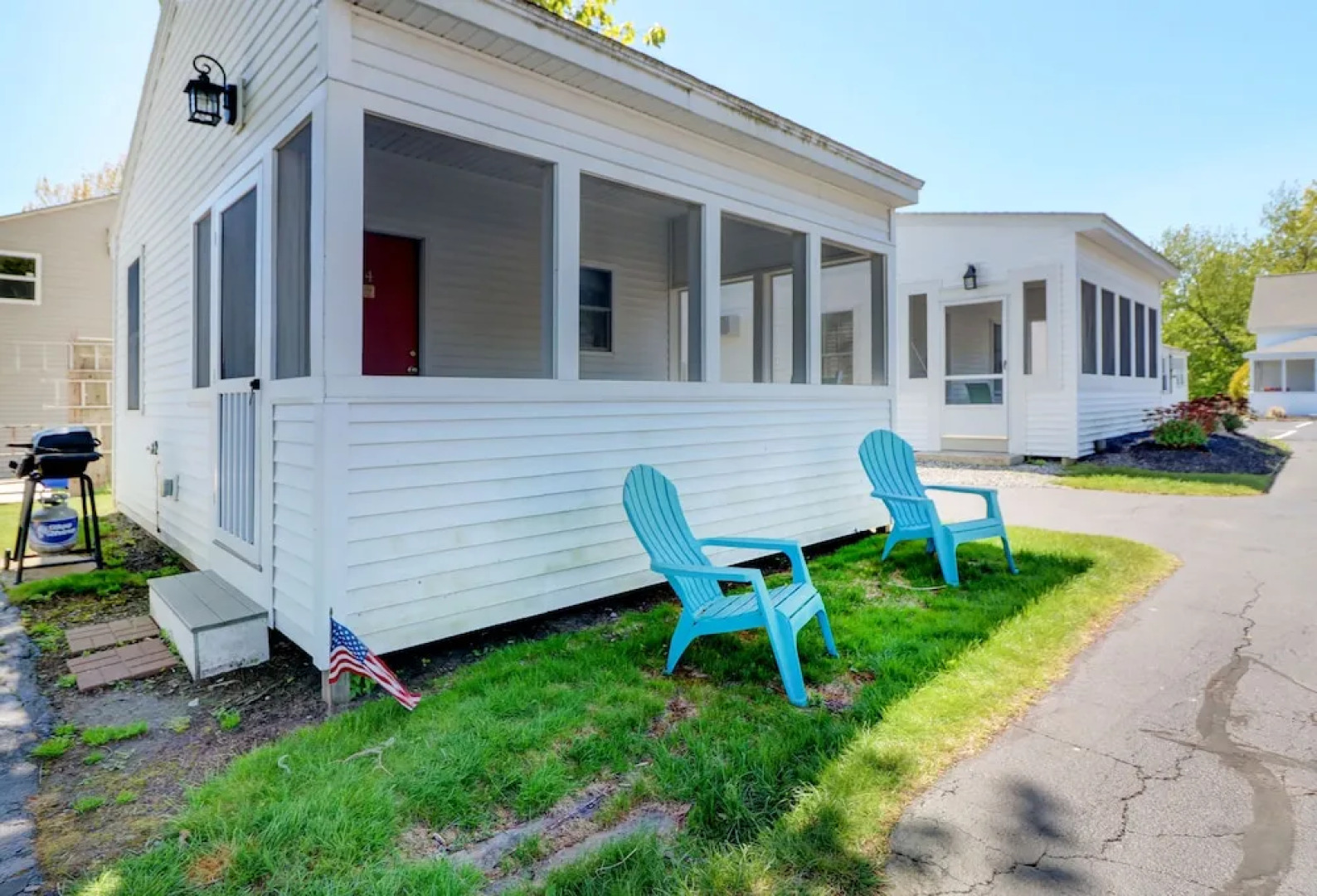 Carriage House Motel Cottages & Suites