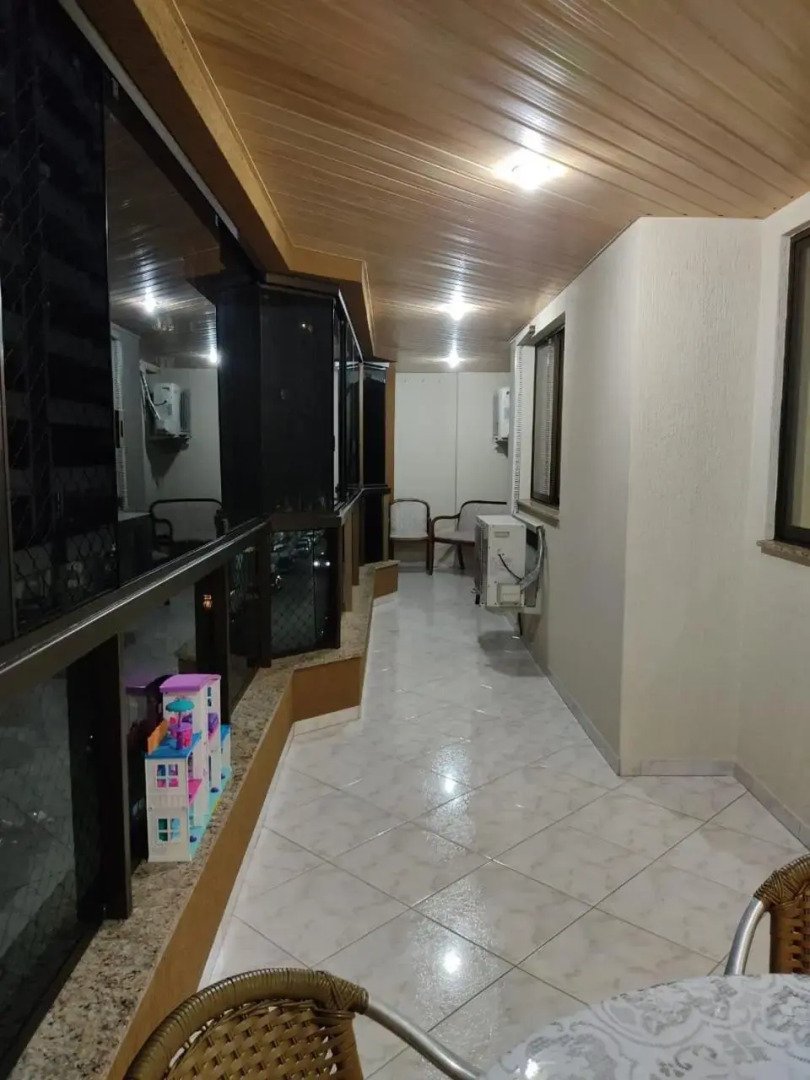 Lindo Ap Na Rua 252, No Coração De Meia Praia