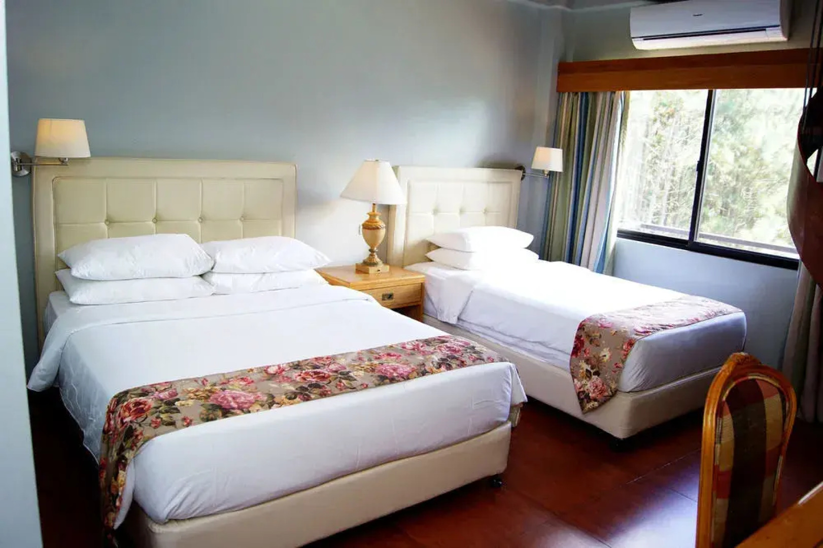 Pinegrove Mountain Lodge