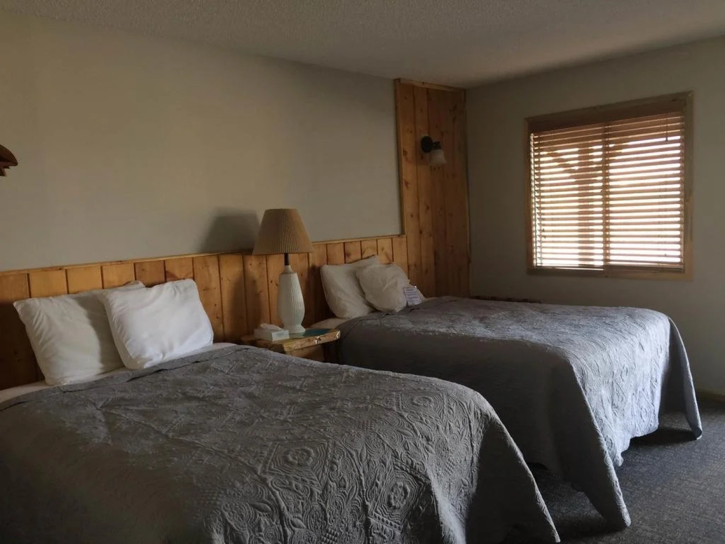 Yellowstone Valley Inn