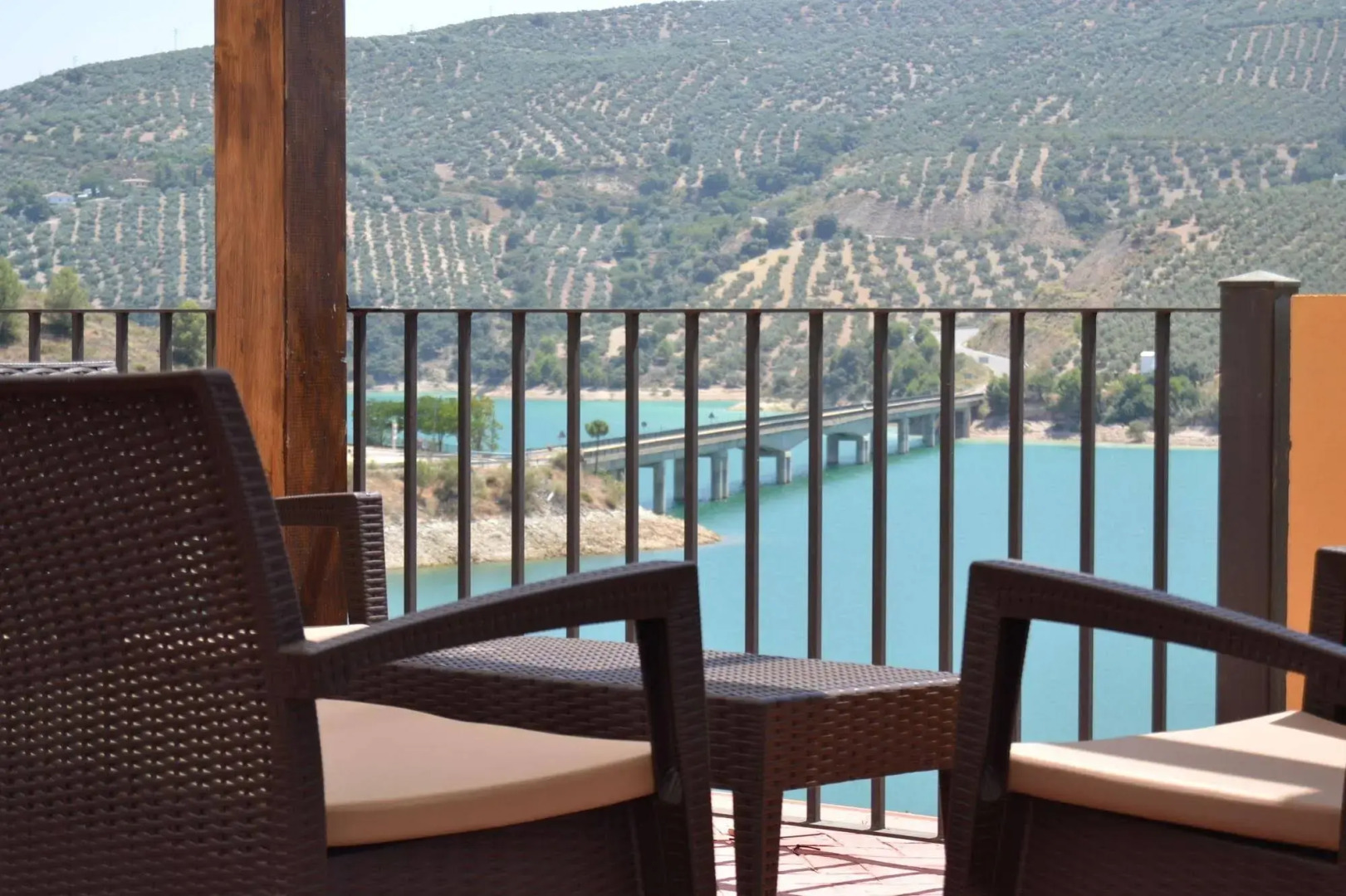 Hotel Caserio de Iznajar