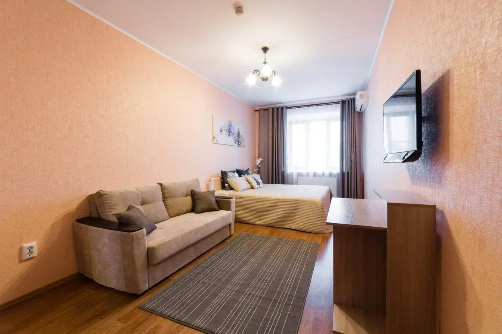 Романовский на переулке Кучерской