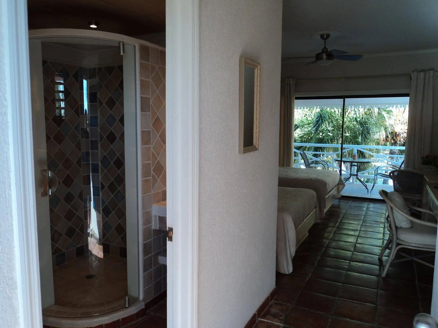 Caribbean Paradise Inn