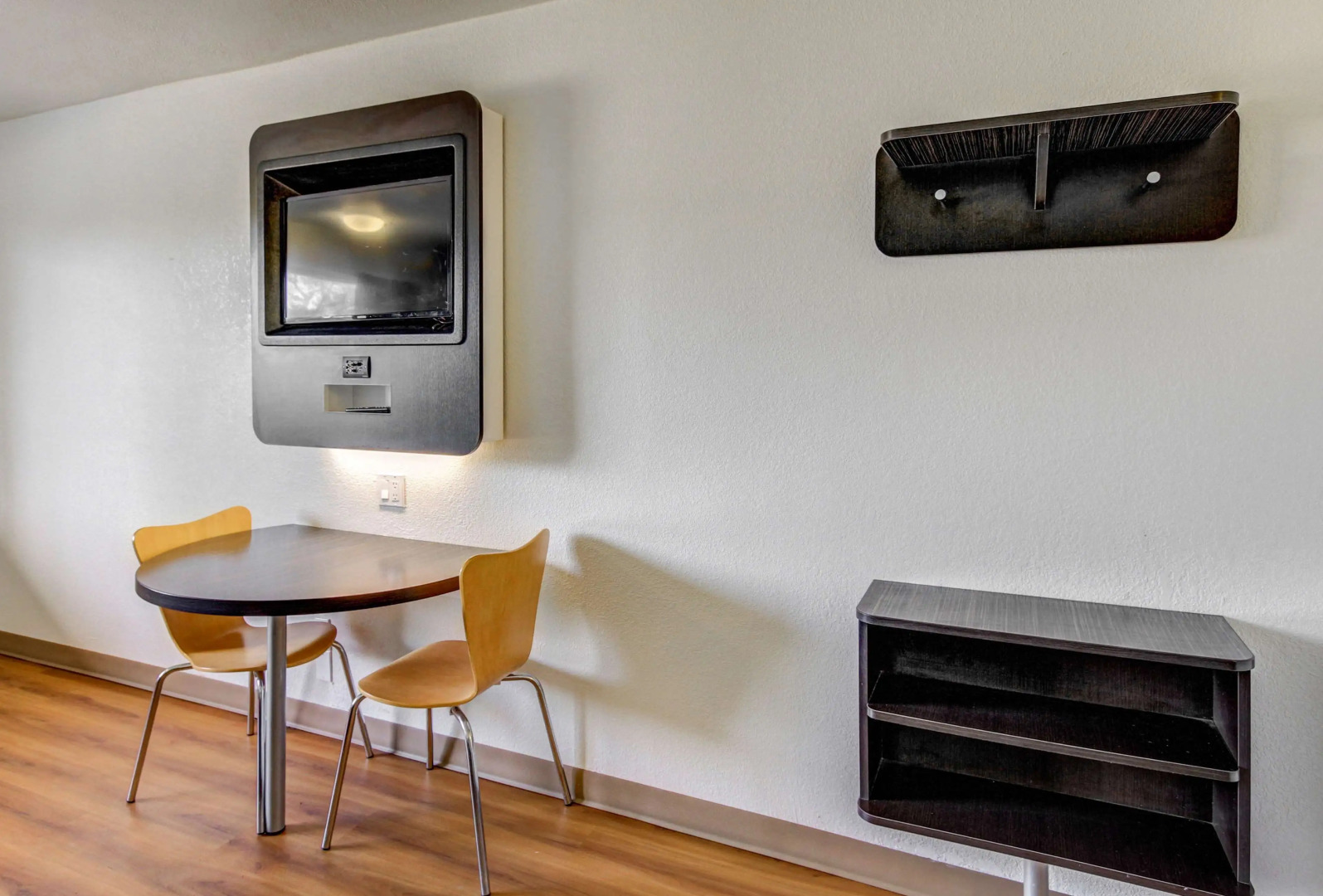 Motel 6 Waco, TX - Lacy Lakeview