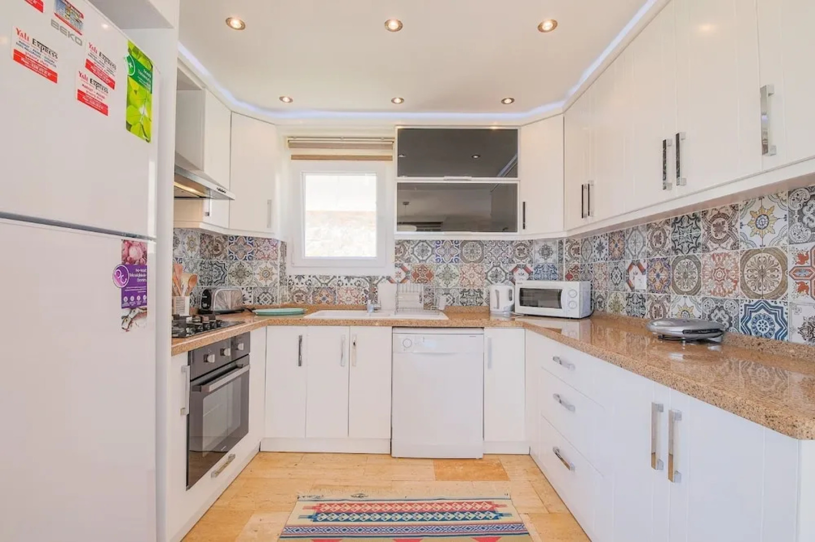 Villa Umut by Akdenizvillam