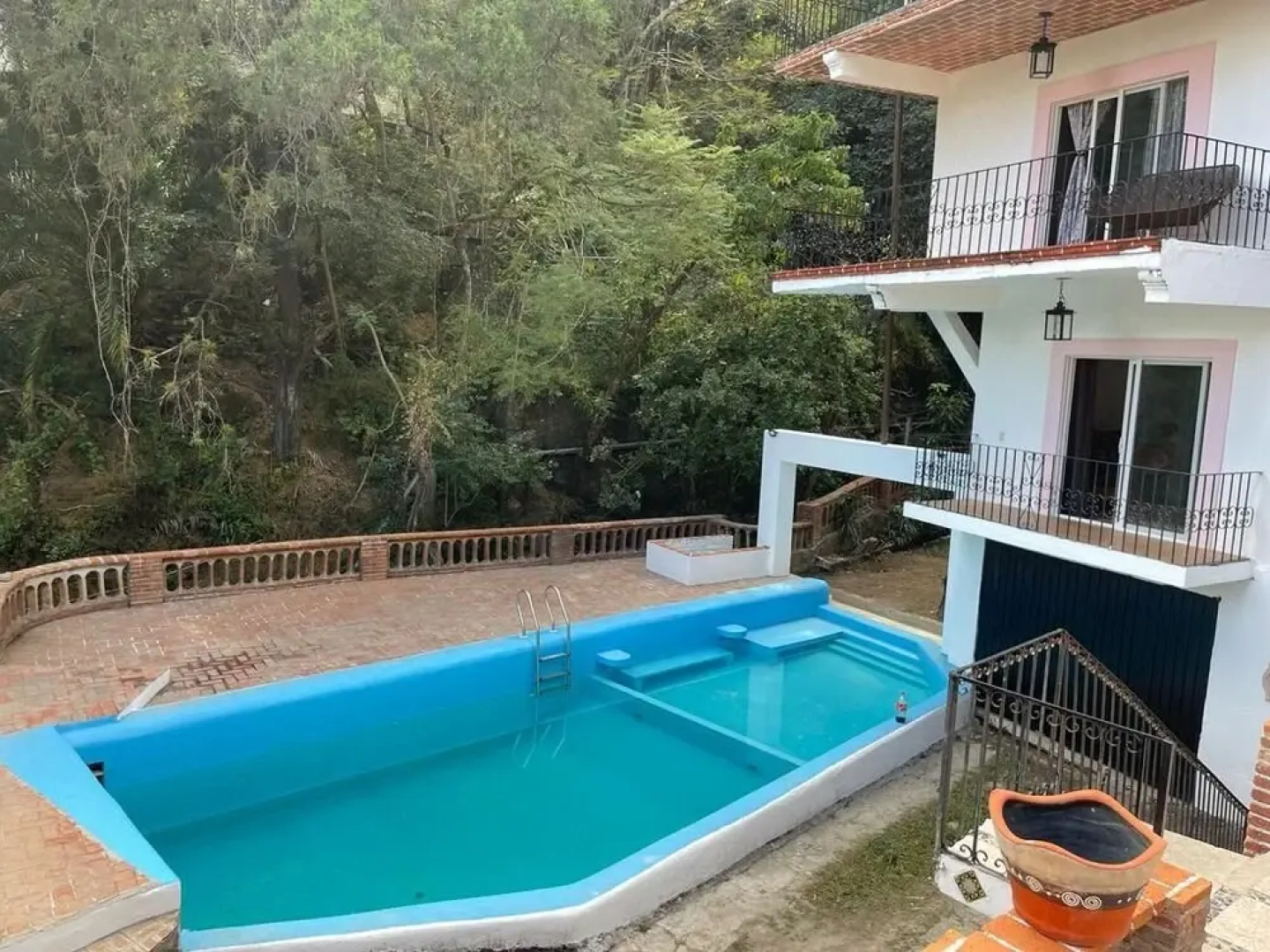 LU'UM suites
