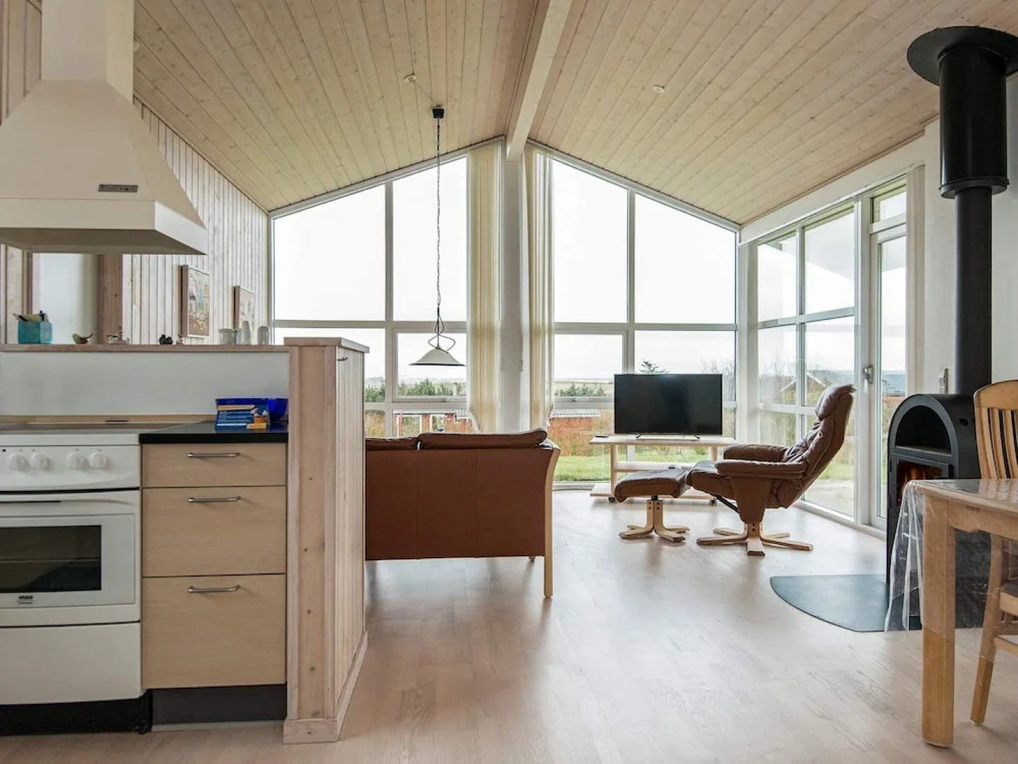 Delux Holiday Home in Lemvig With Whirlpool