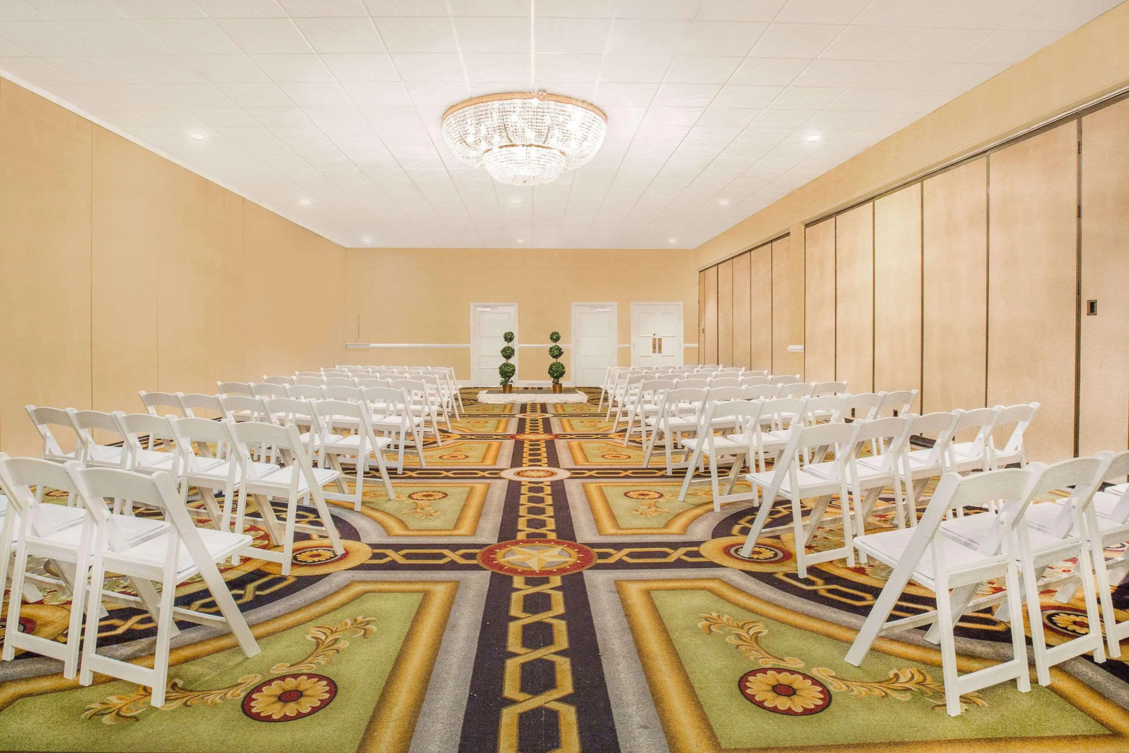 Ramada Plaza by Wyndham Fayetteville Fort Bragg Area