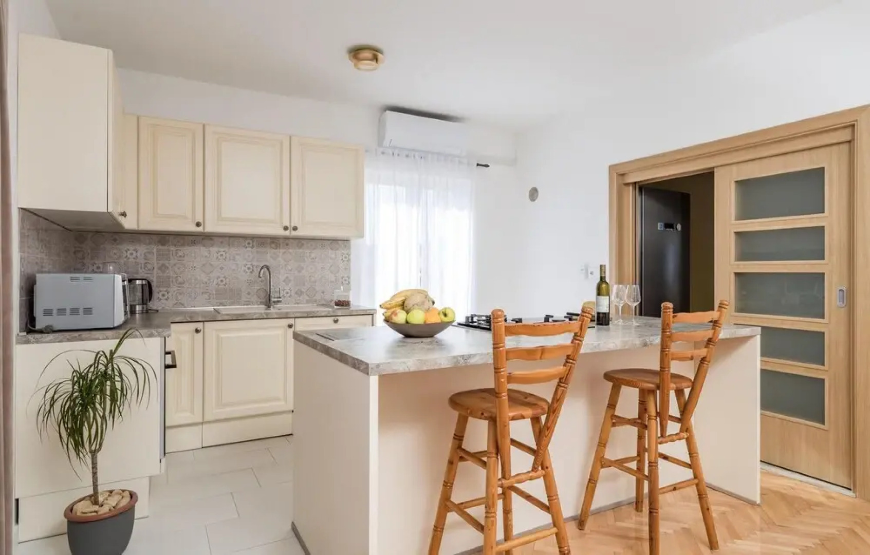 Stunning Apartment in Kustici With 3 Bedrooms and Wifi