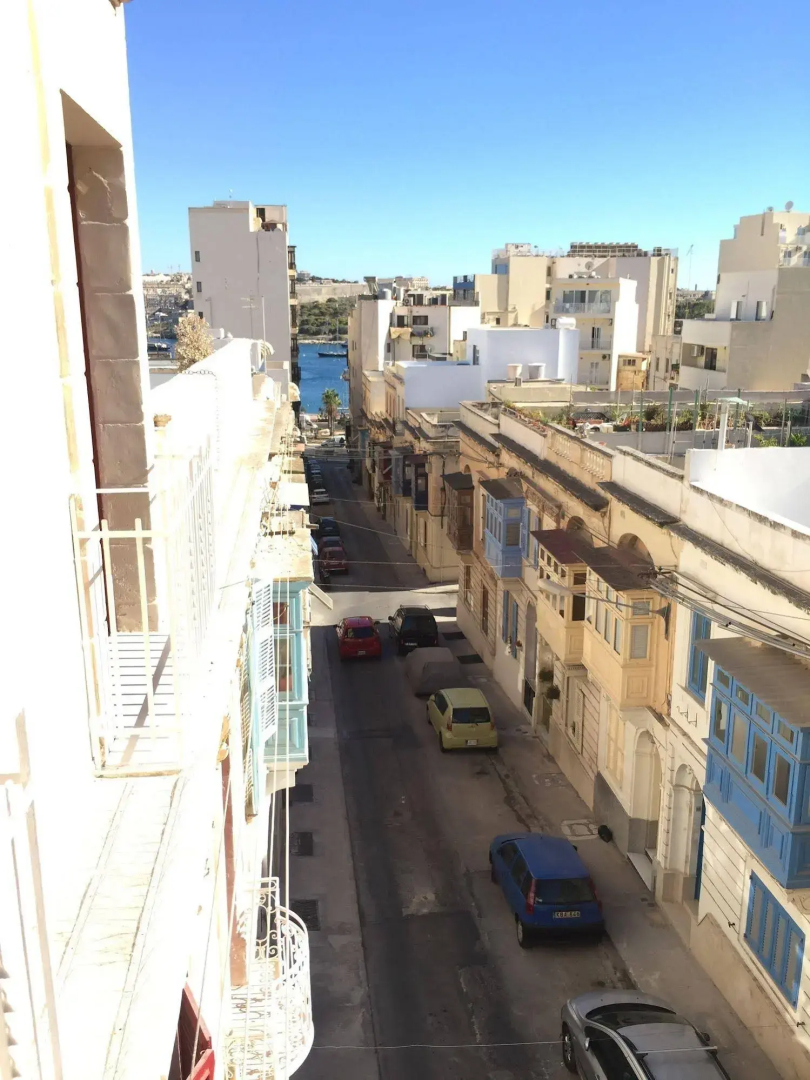 Two Pillows Boutique Hostel