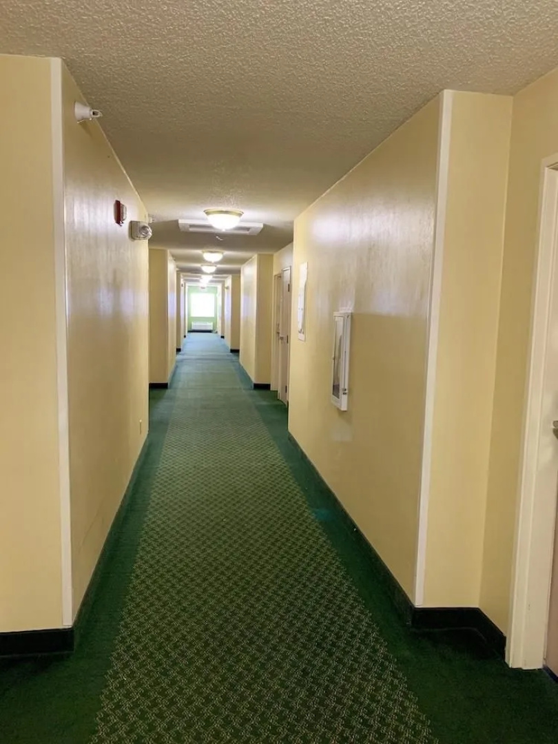 Clarion Inn