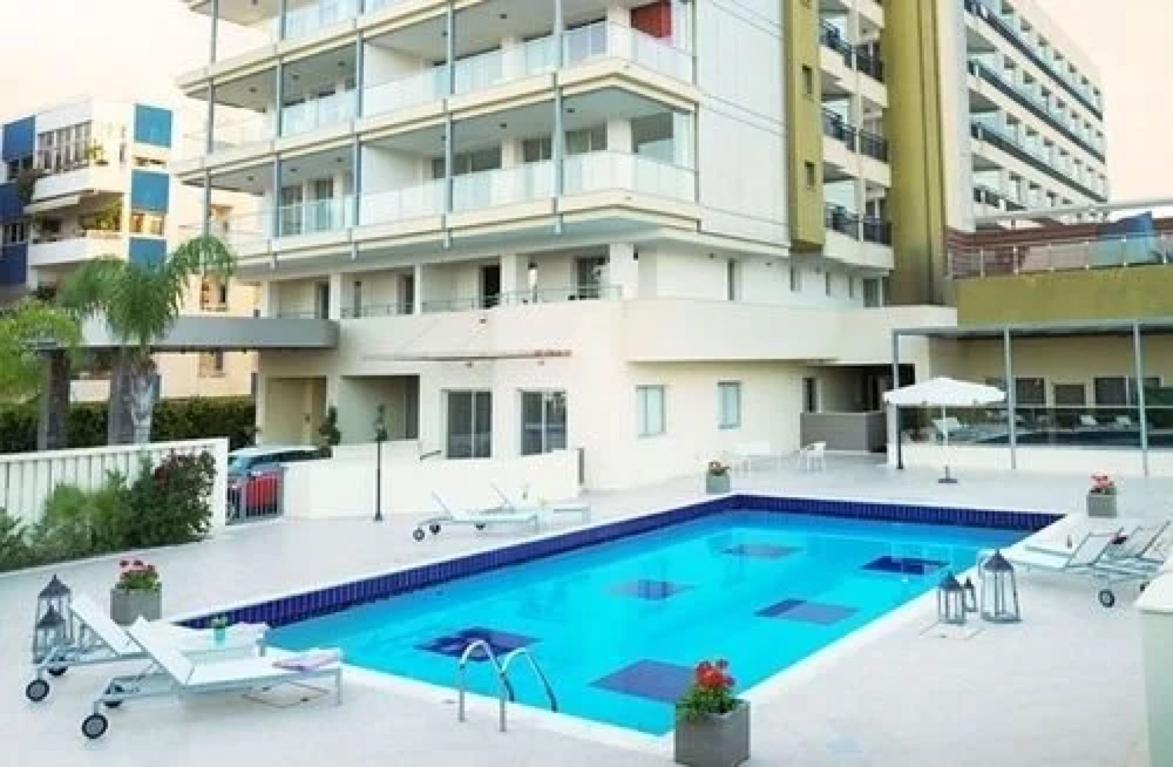 Zavos Marathon Beach Apartments