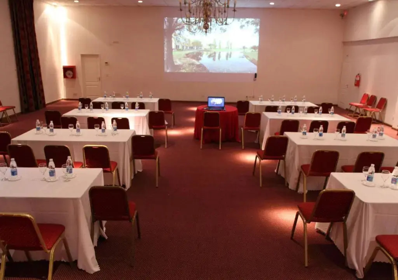 Howard Johnson Inn Campana