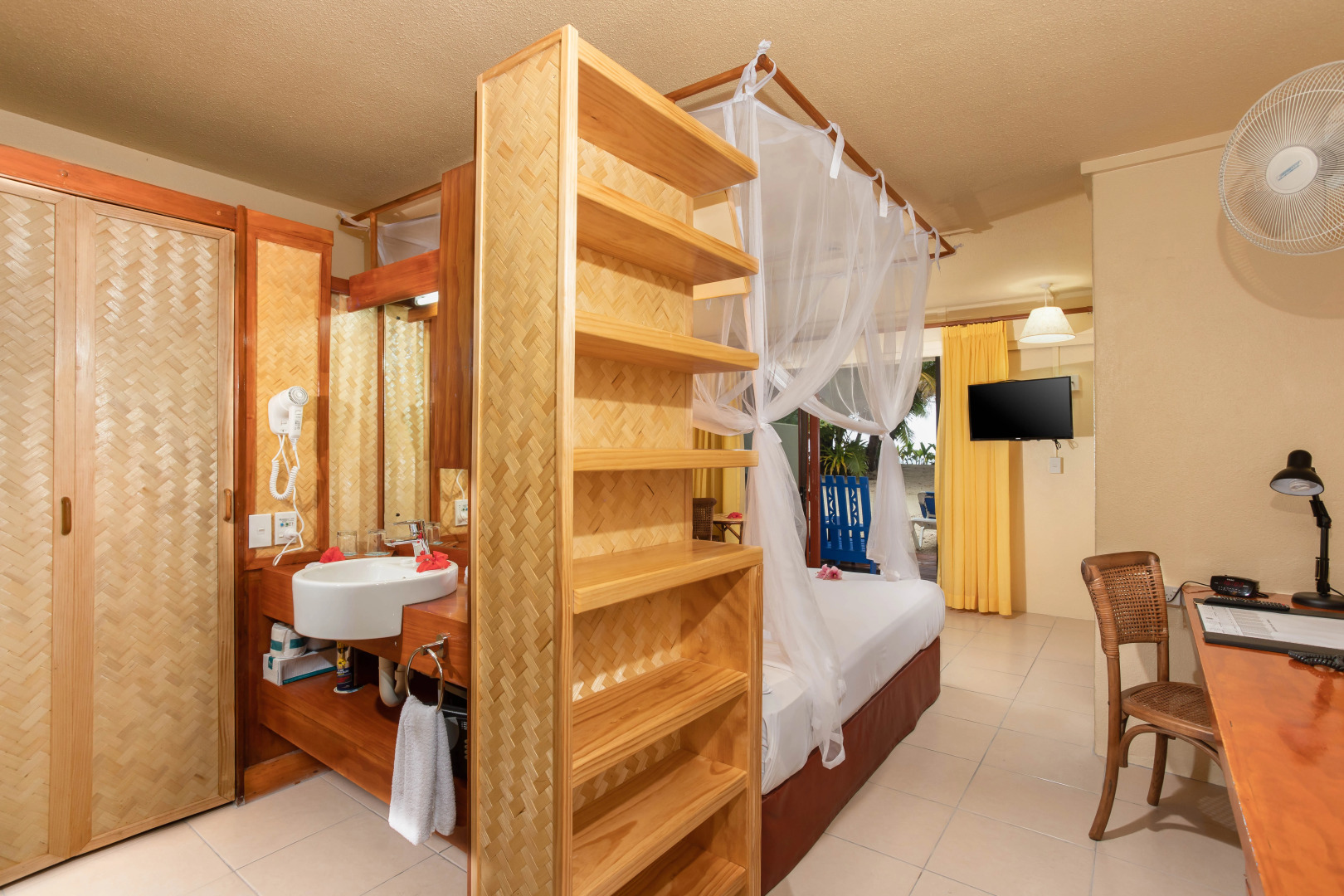 The Rarotongan Beach Resort & Lagoonarium