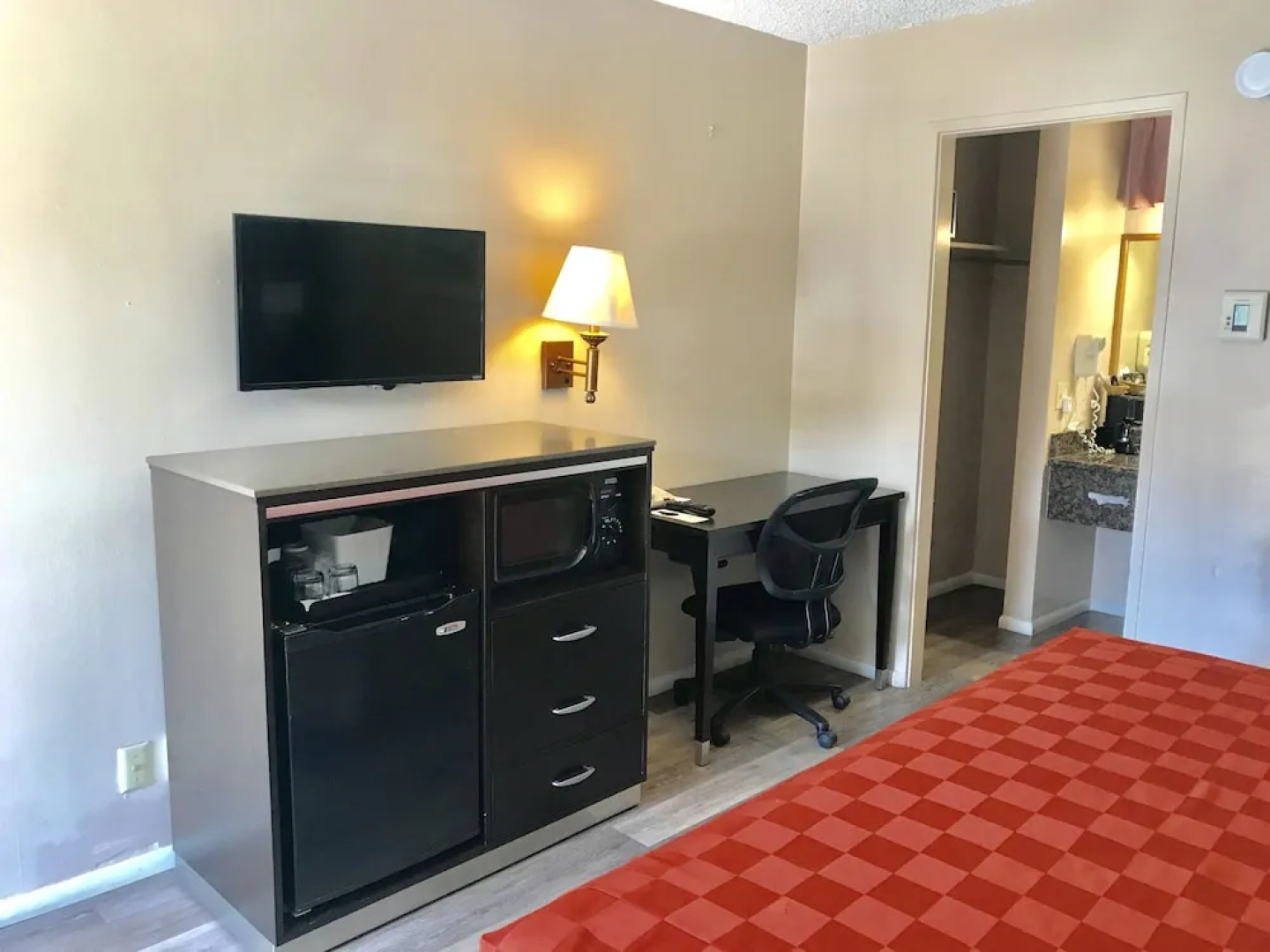 Ramada Inn Olive Tree