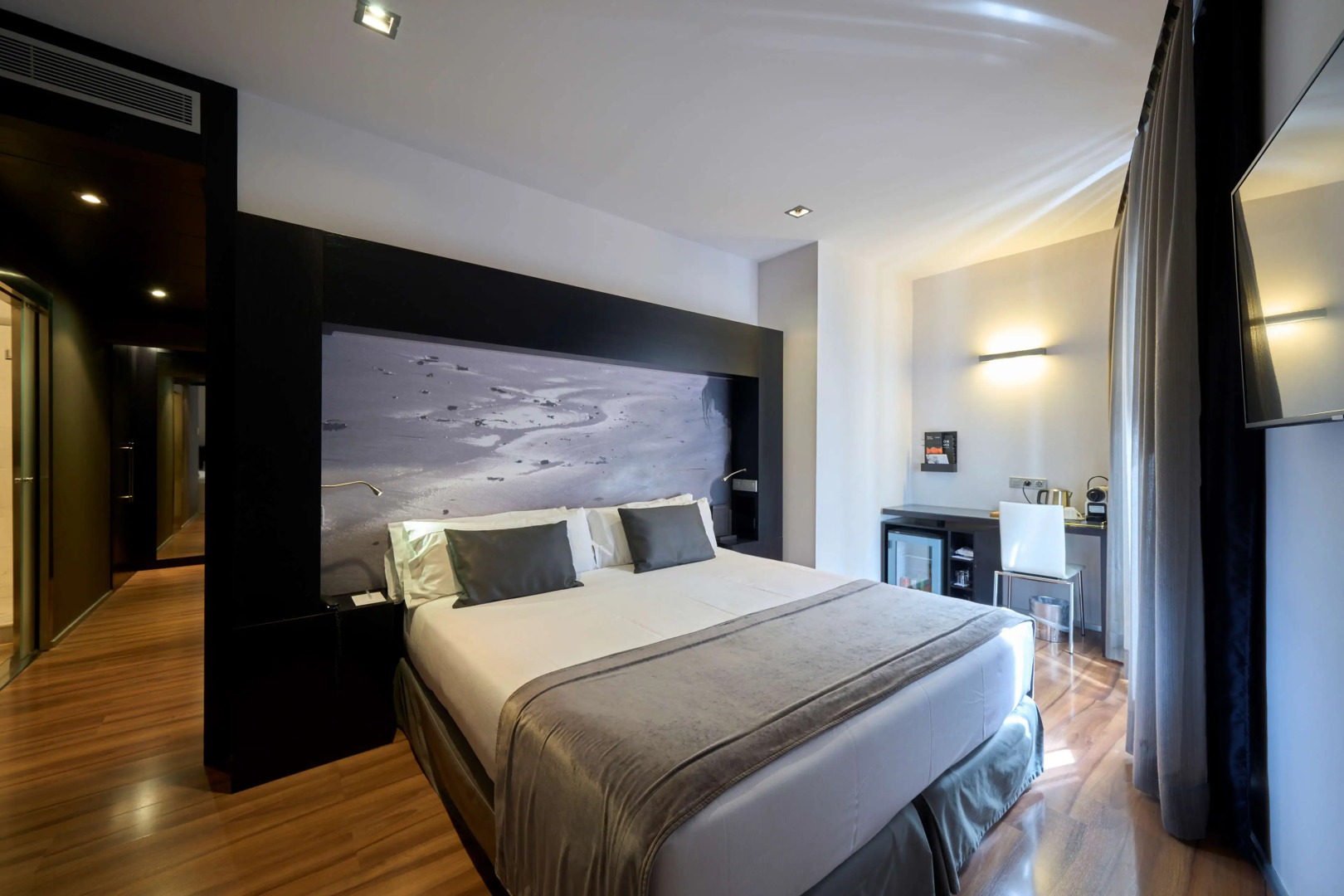 Catalonia Catedral Hotel