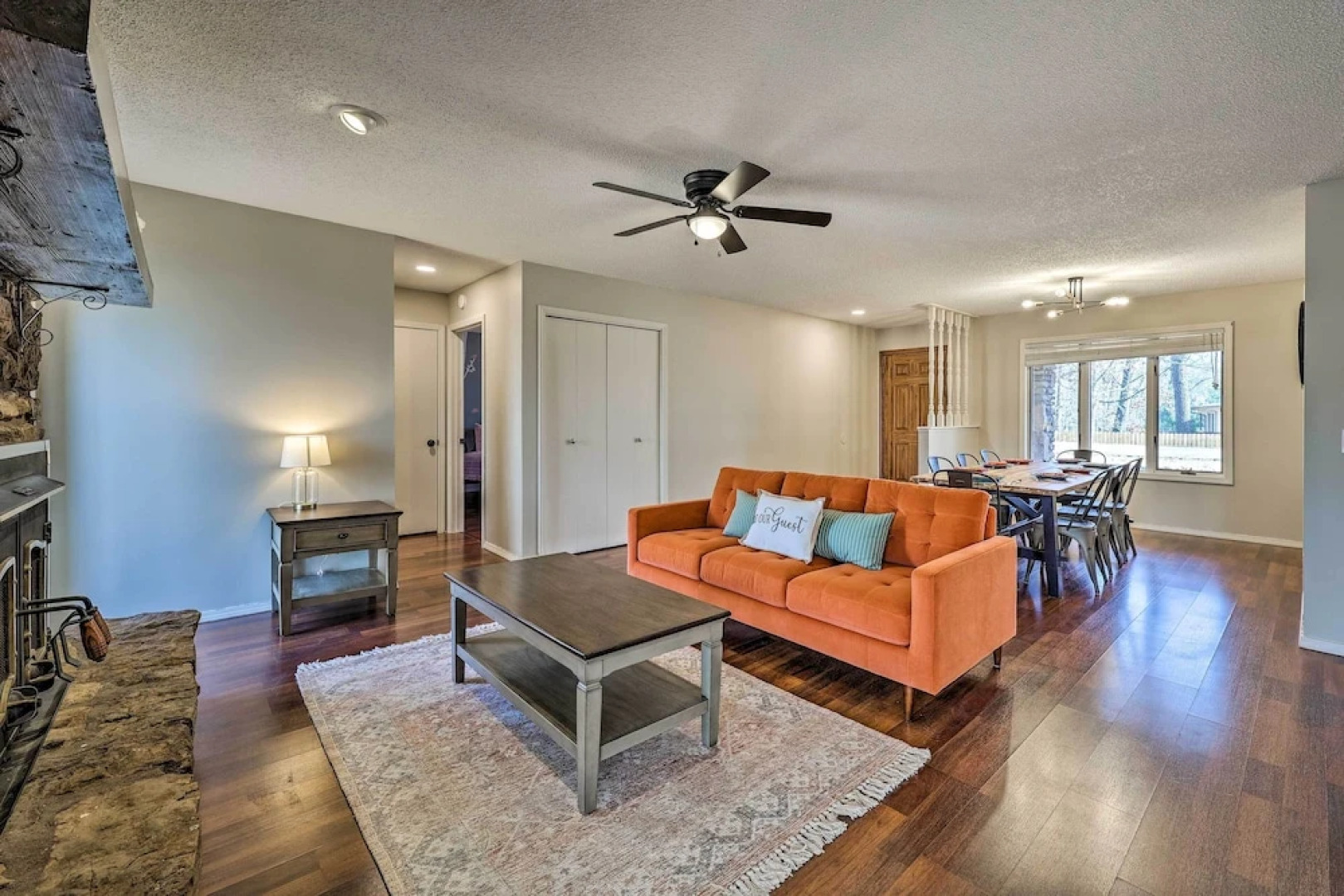 Spacious Bella Vista Home ~ 5 Mi to Lake!