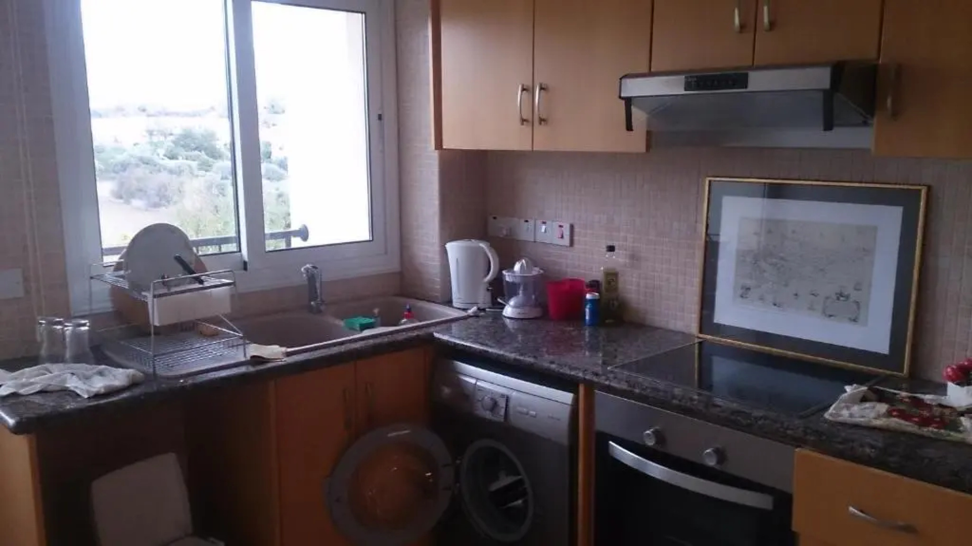 Townhouse Luck in Polis