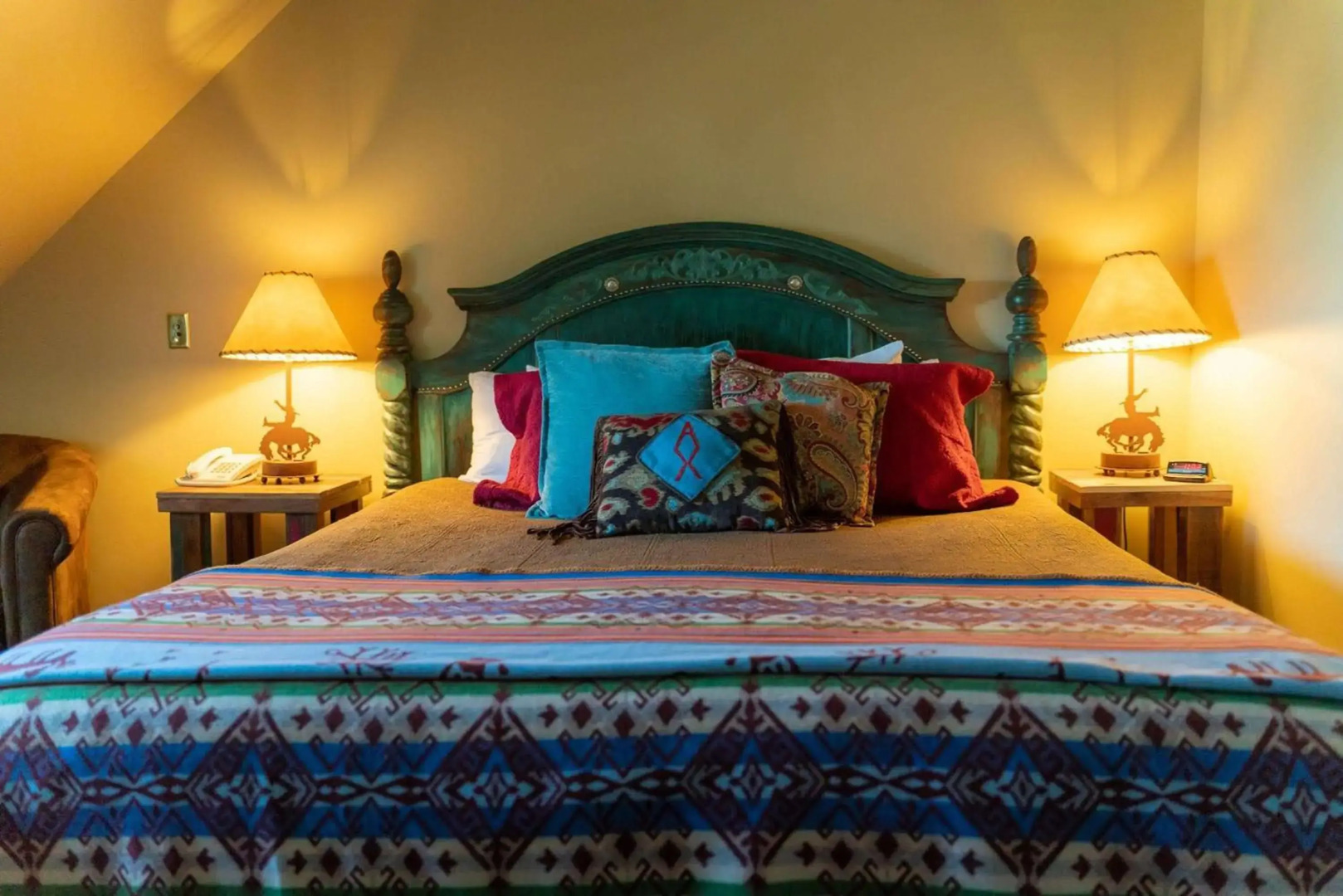 Sheridan Inn, B/W Signature Collection