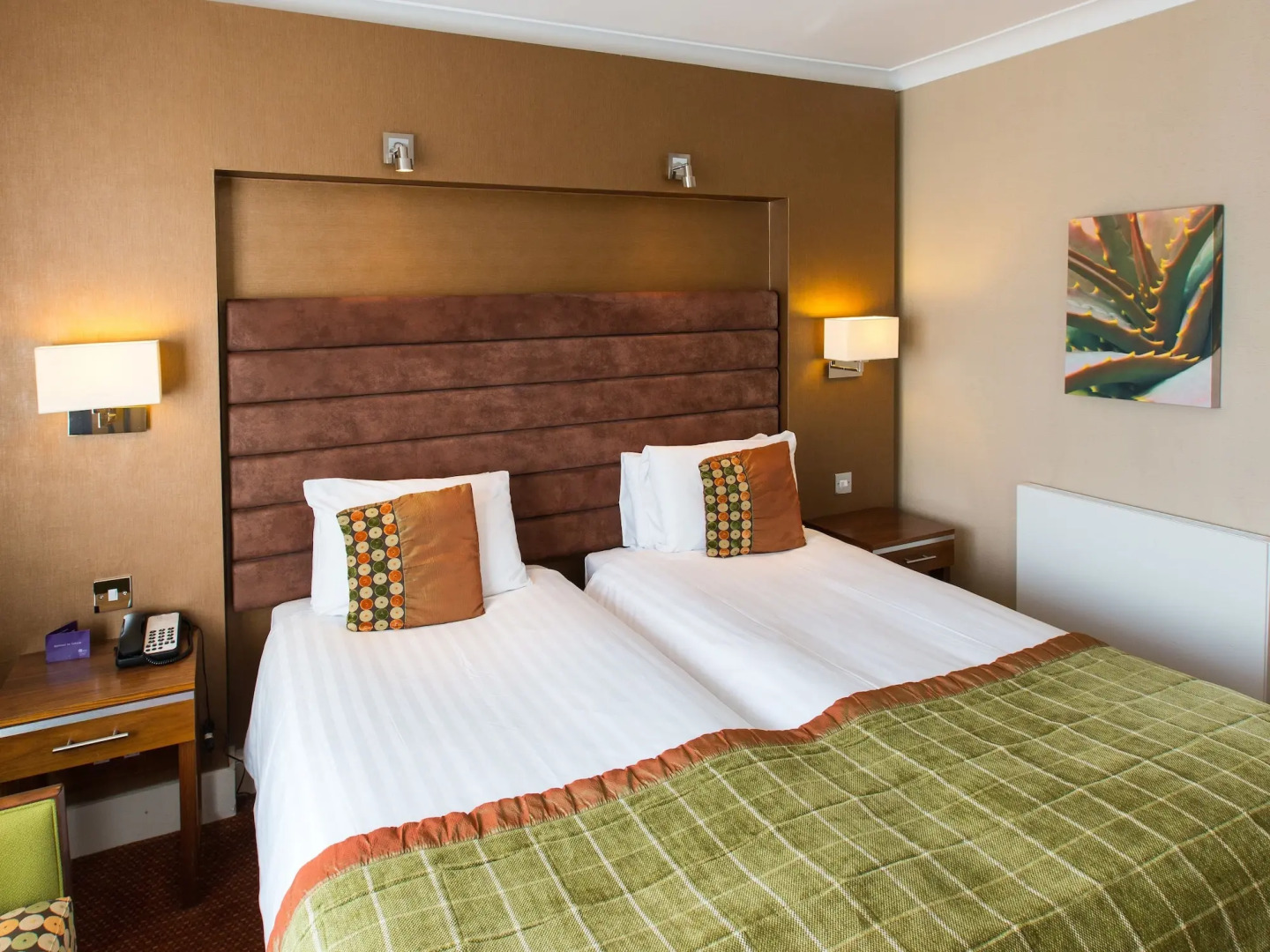 Hampshire Court Hotel & Spa